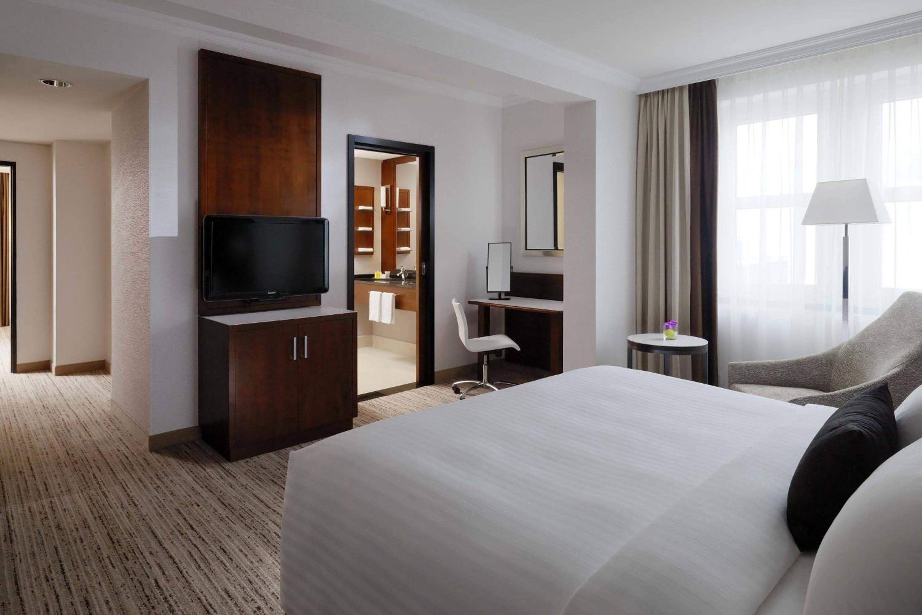 One-Bedroom King Suite - Terrace Level