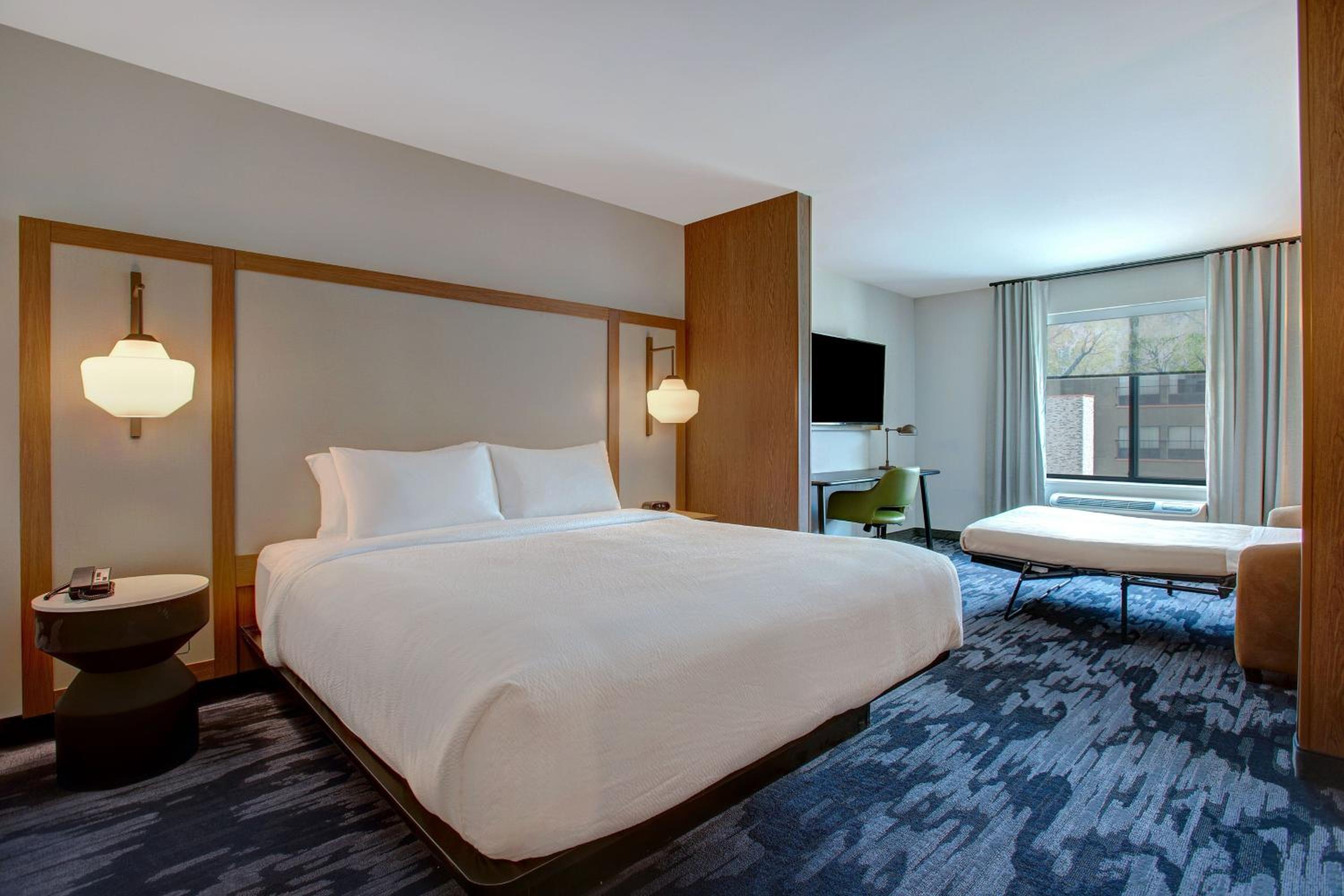 King Suite with Sofa Bed - Photo 4