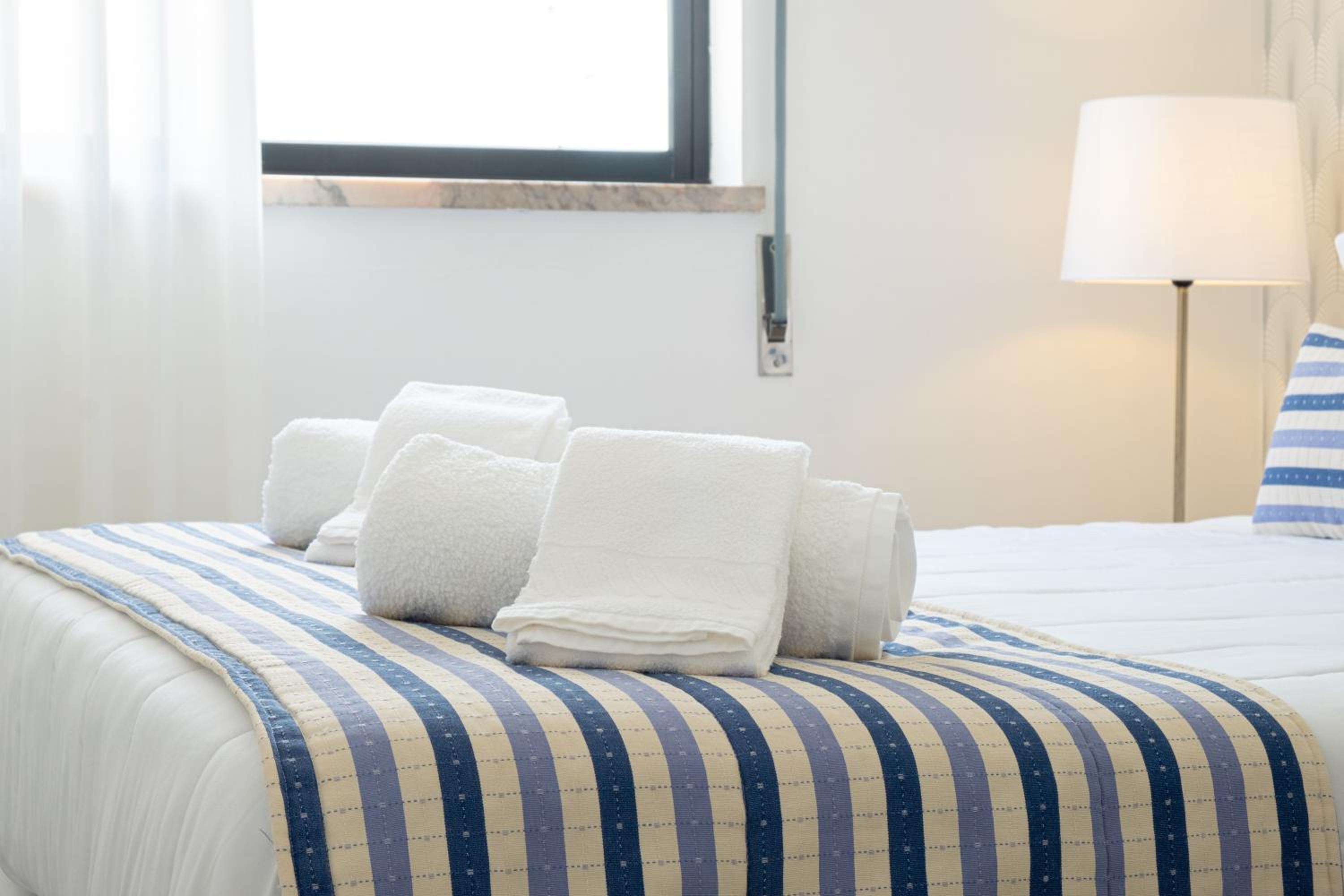 Three-Bedroom Apartment - Photo 10