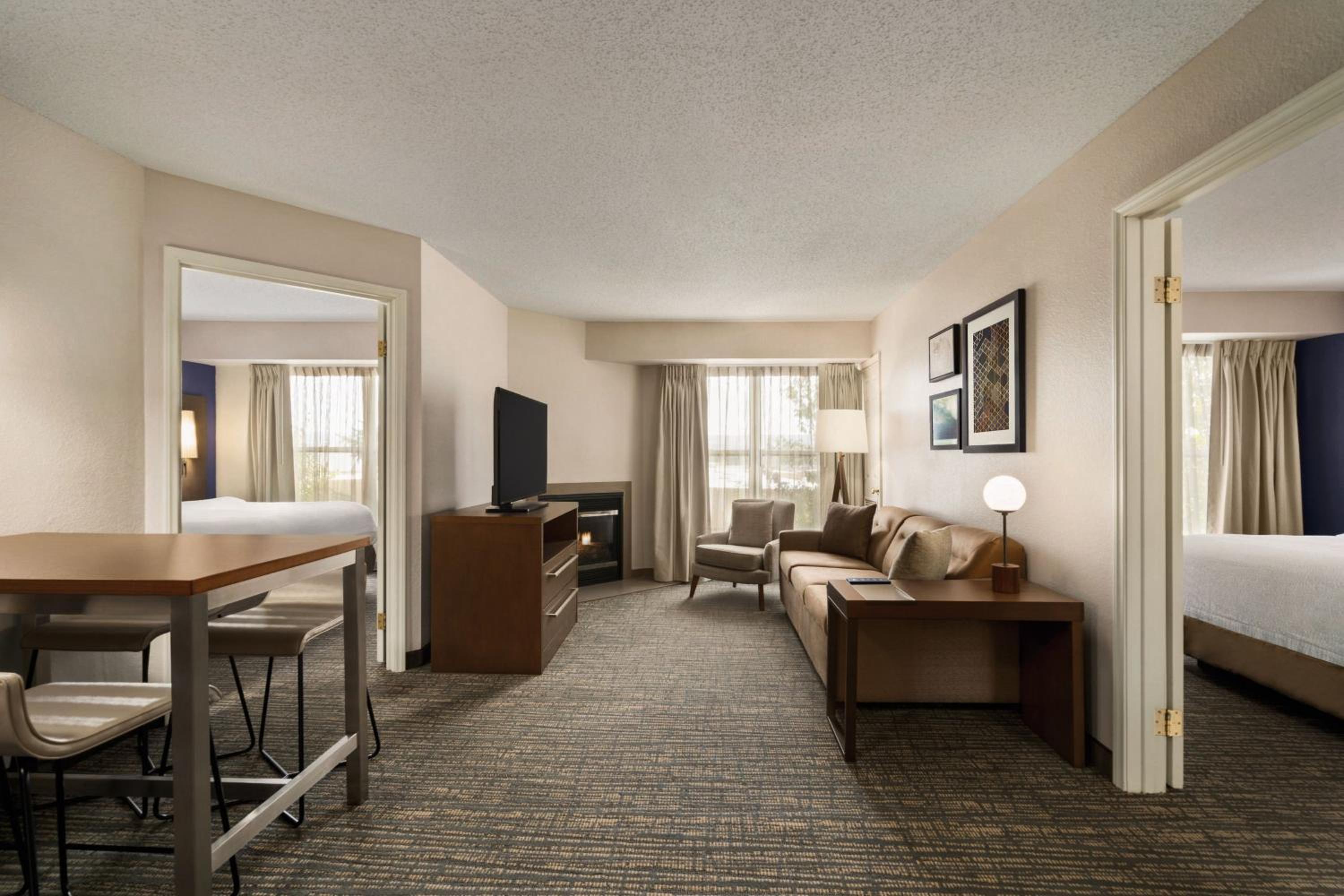 Two-Bedroom Suite - Photo 1