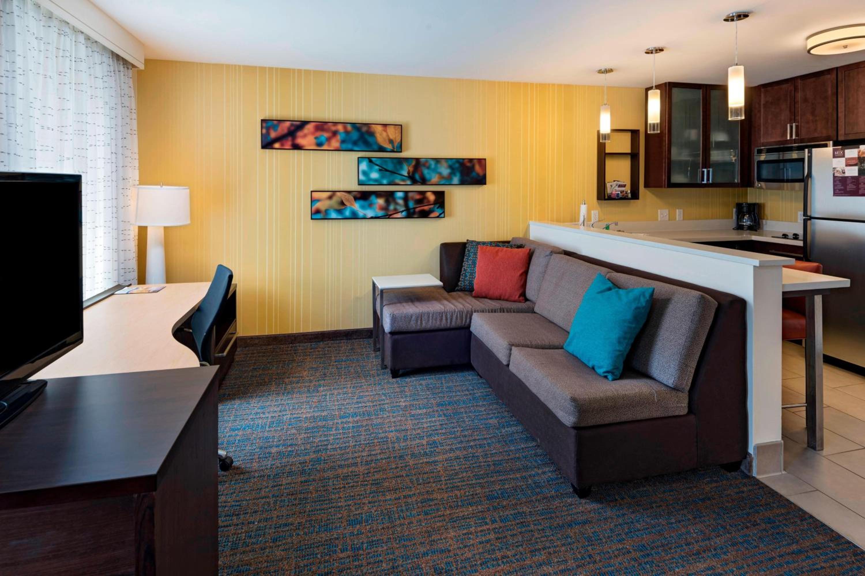 King Studio with Sofa Bed - Hearing Accessible photo 1