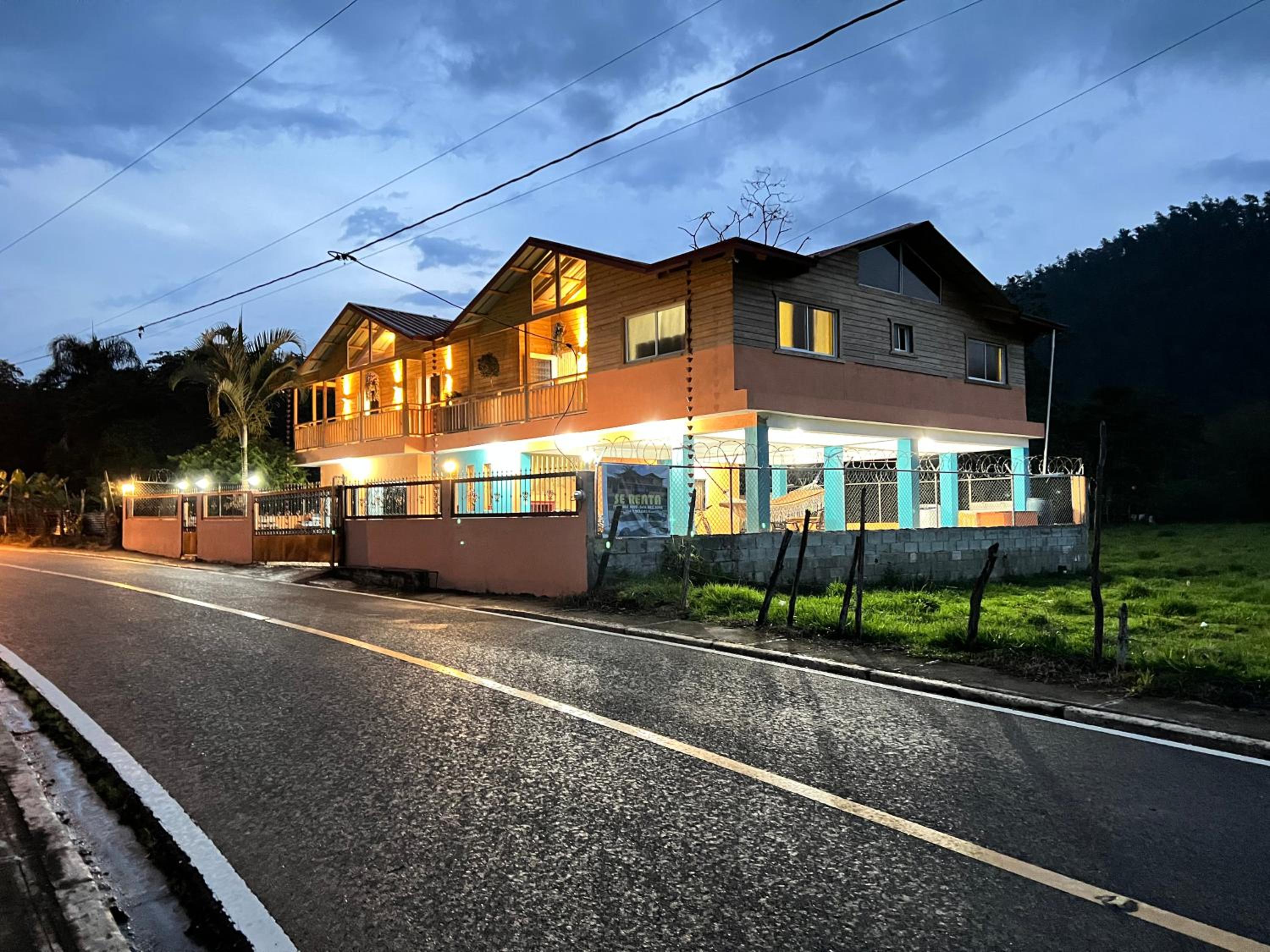 Villa photo 2