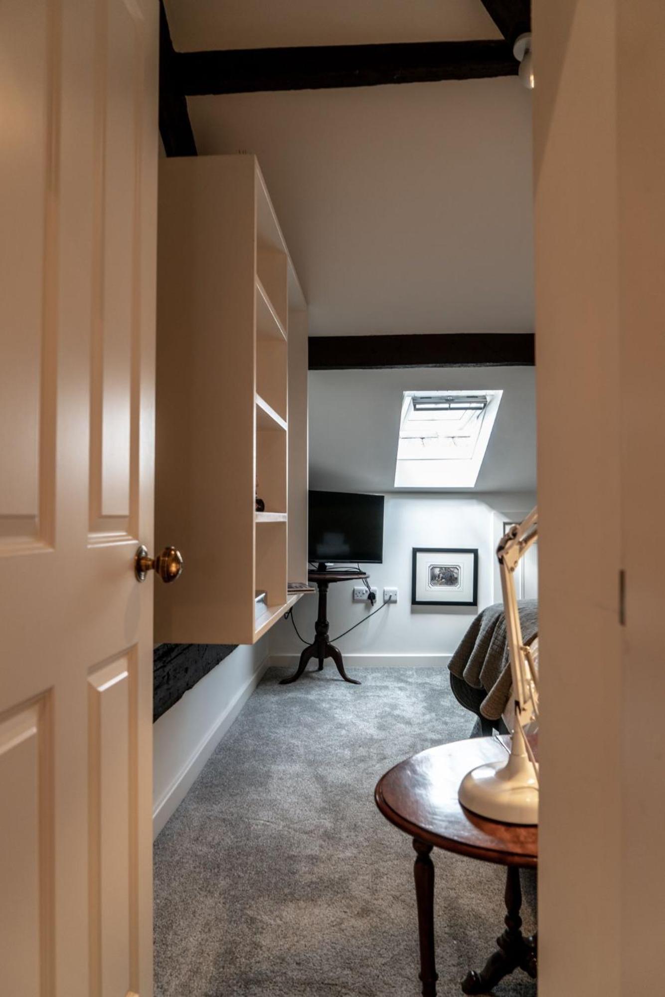Deluxe Family Suite photo 1