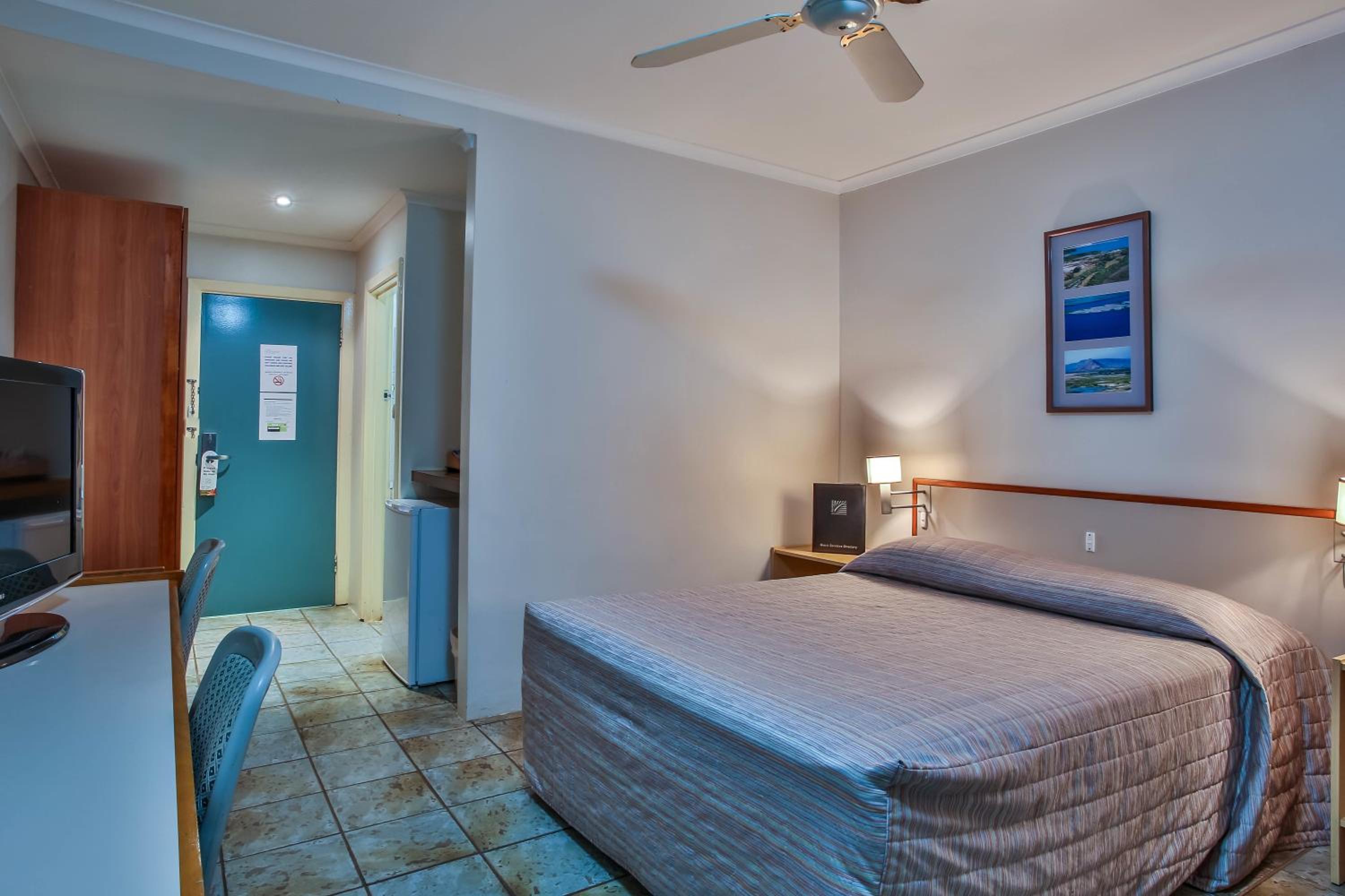 Standard Queen Room - Photo 1
