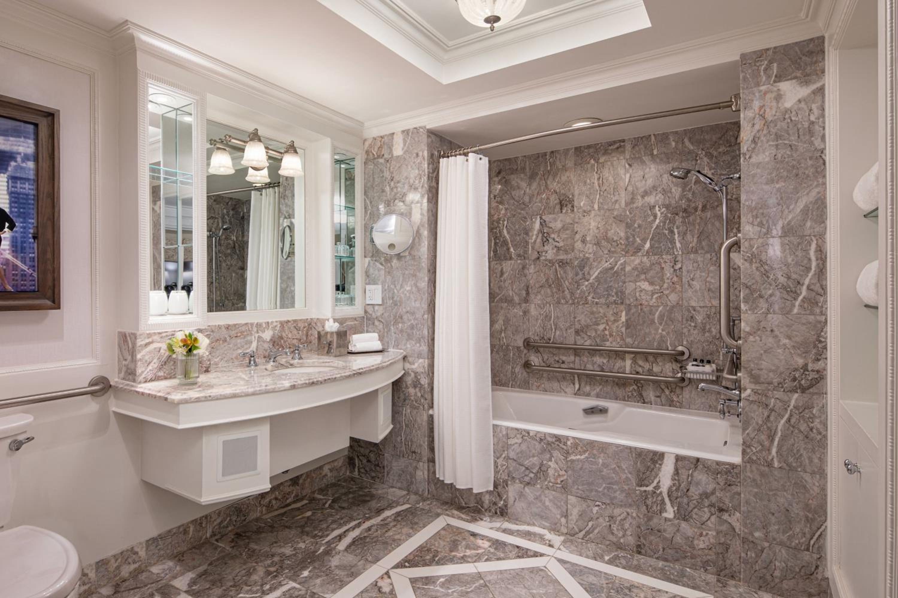 Avenue View Suite