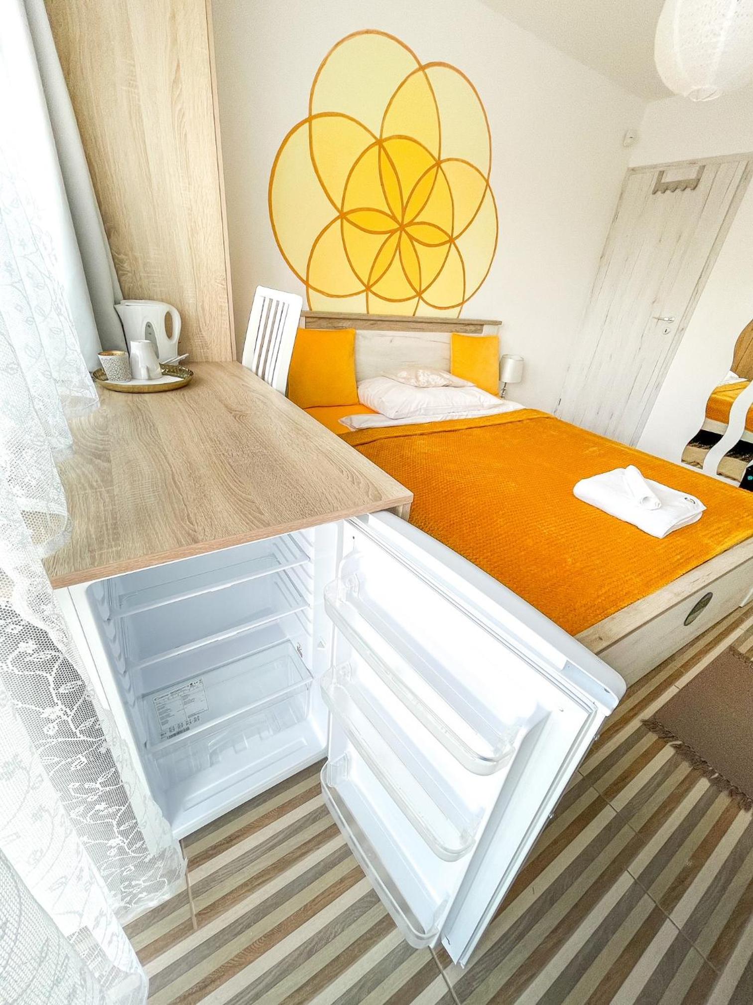 Deluxe Double Room With Shower photo 2