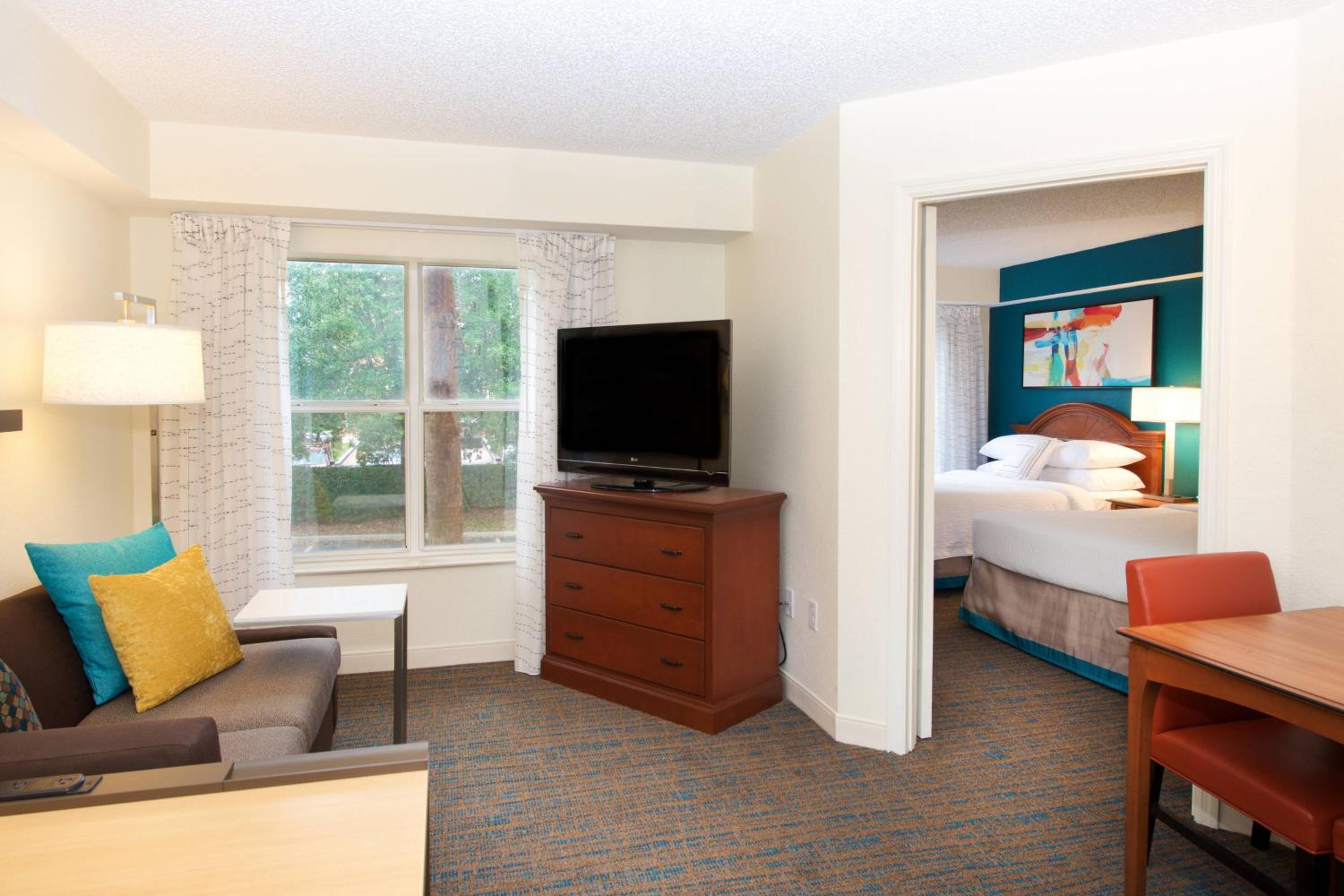 One-Bedroom Suite - Hearing Accessible