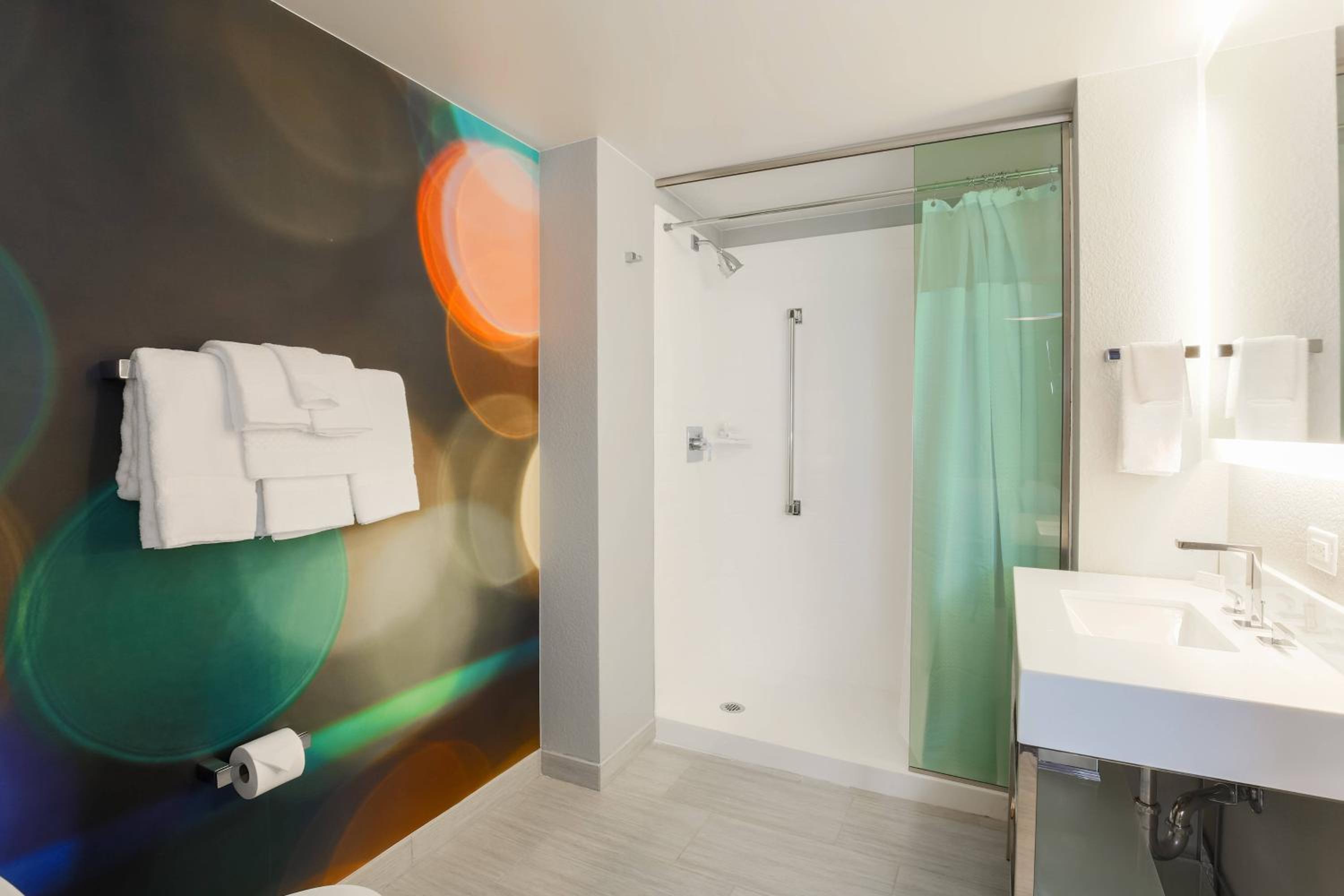 Double Room with Two Double Beds - Photo 3