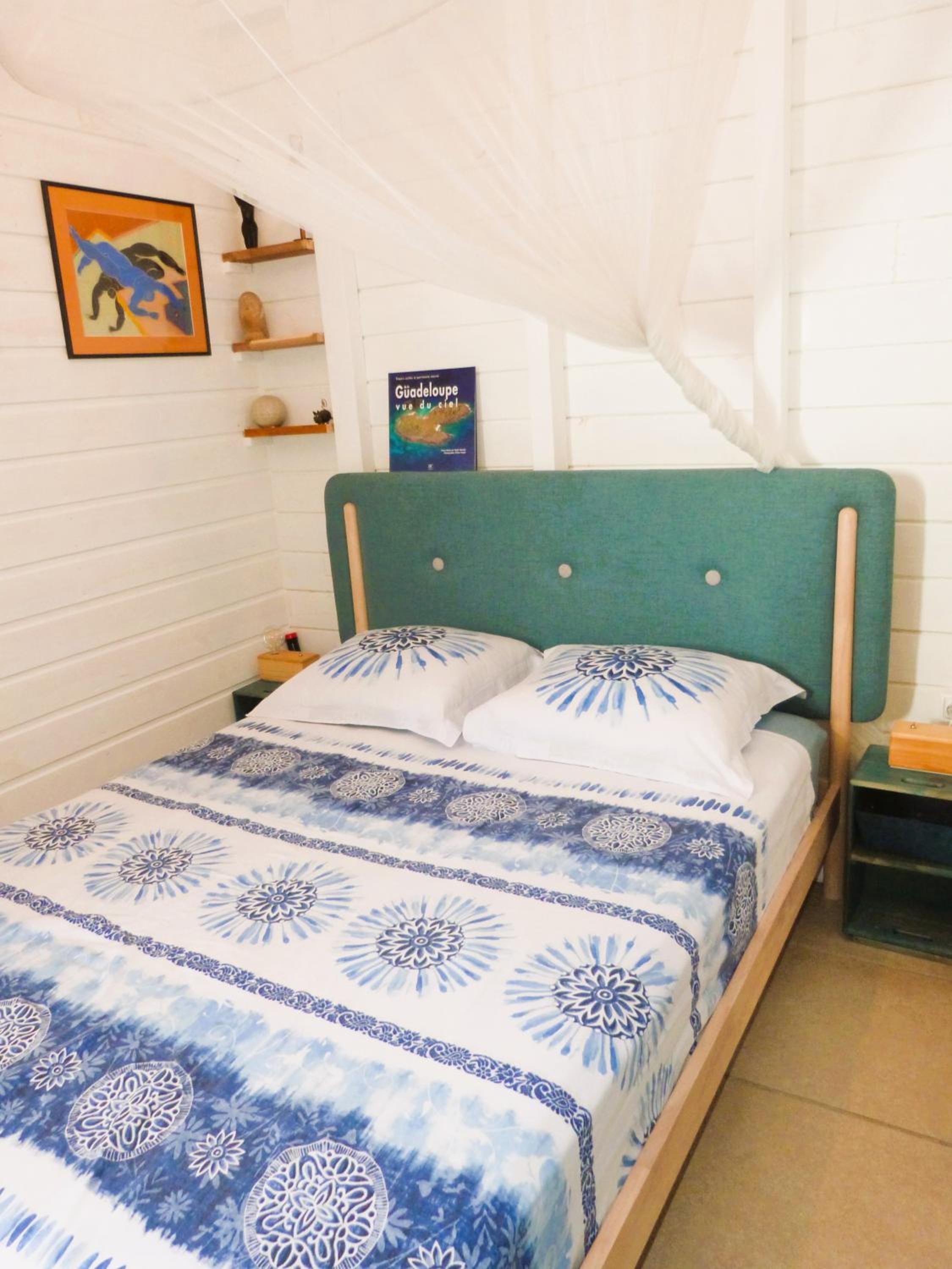 One-Bedroom House - Photo 14