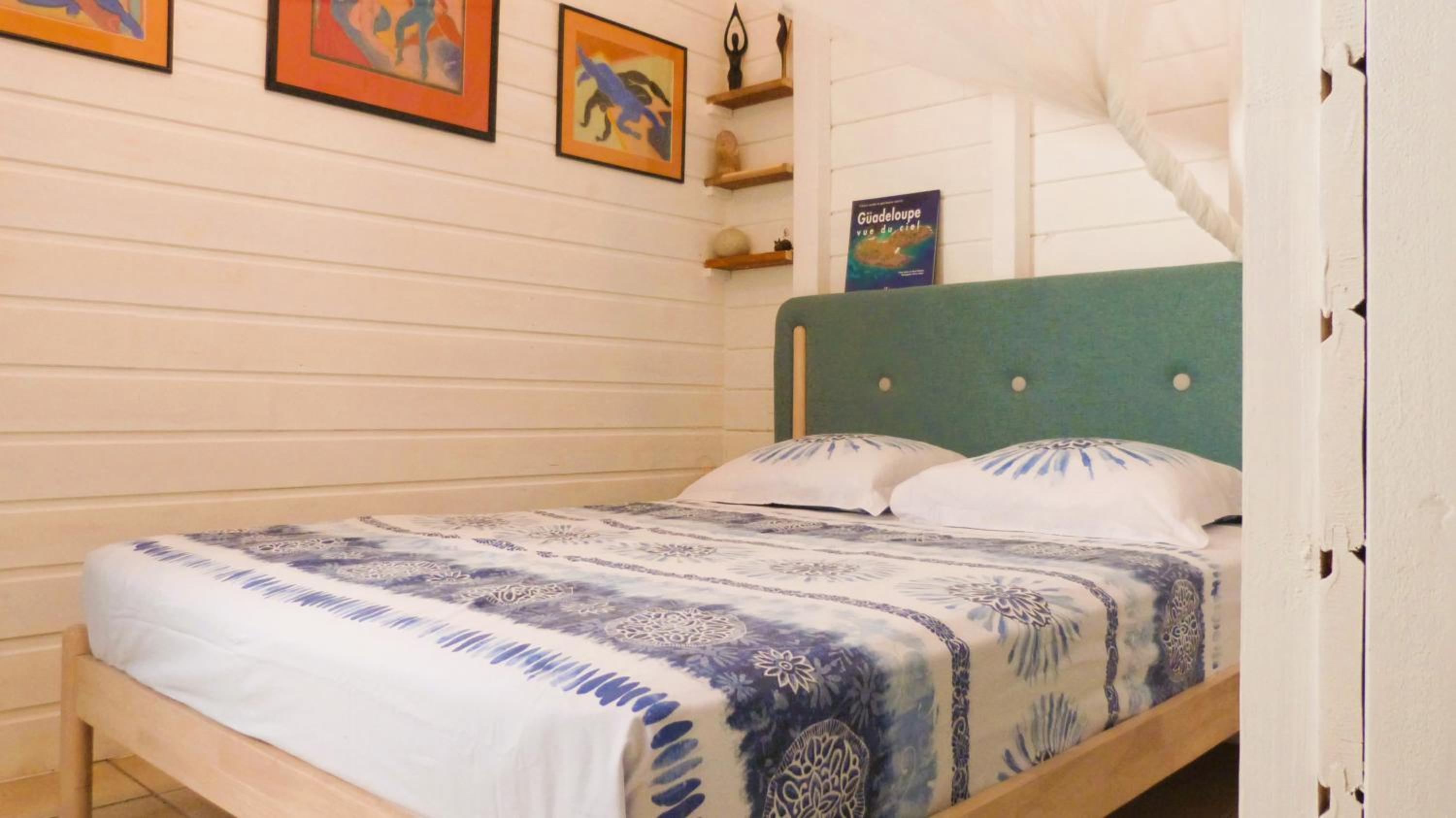 One-Bedroom House - Photo 3