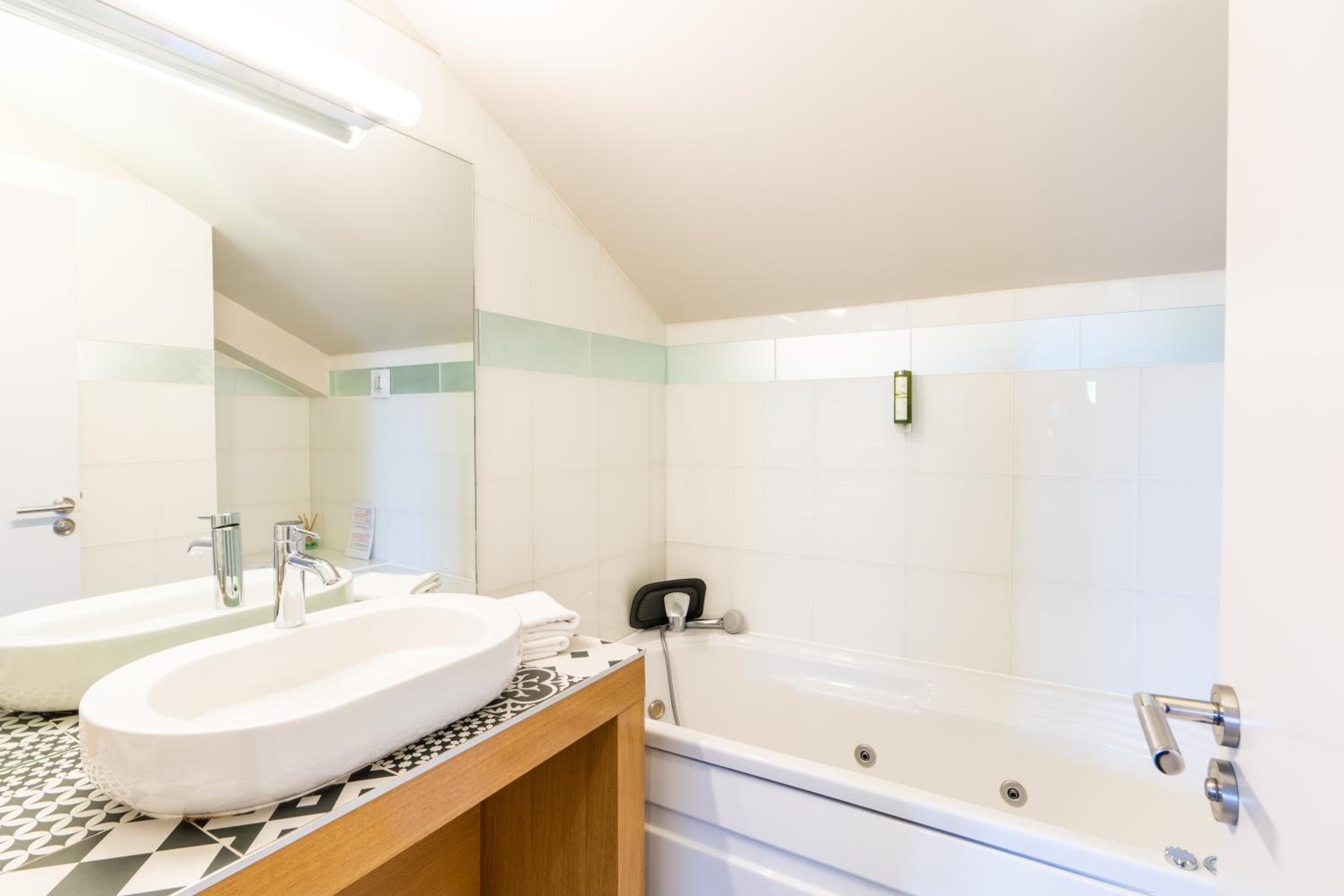 Suite with Sauna - Photo 4