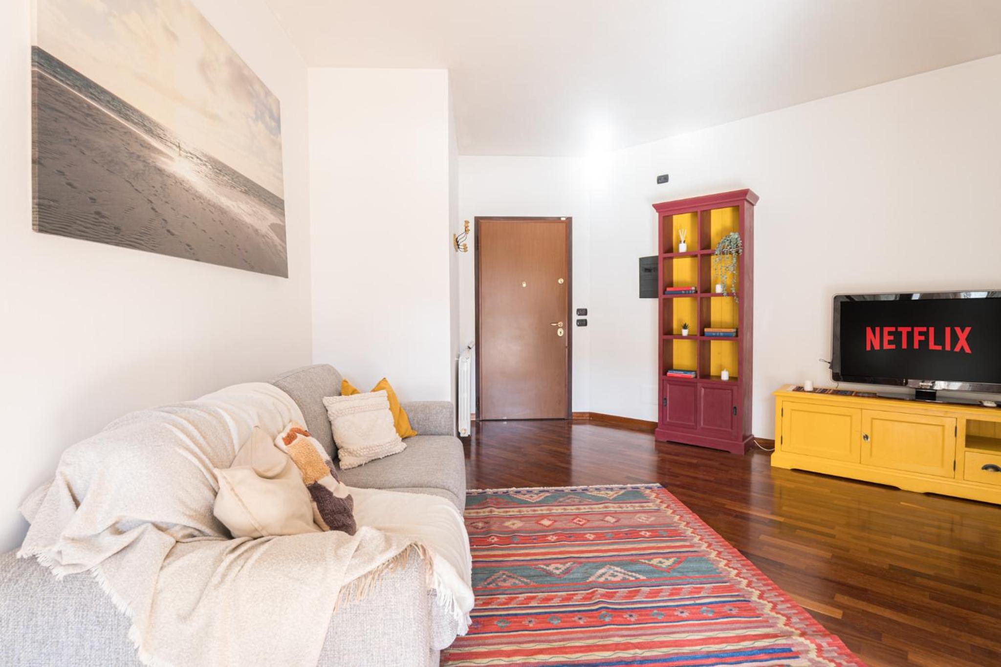 One-Bedroom Apartment