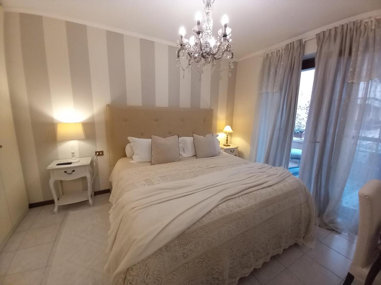 Apartment with Terrace - Photo 87