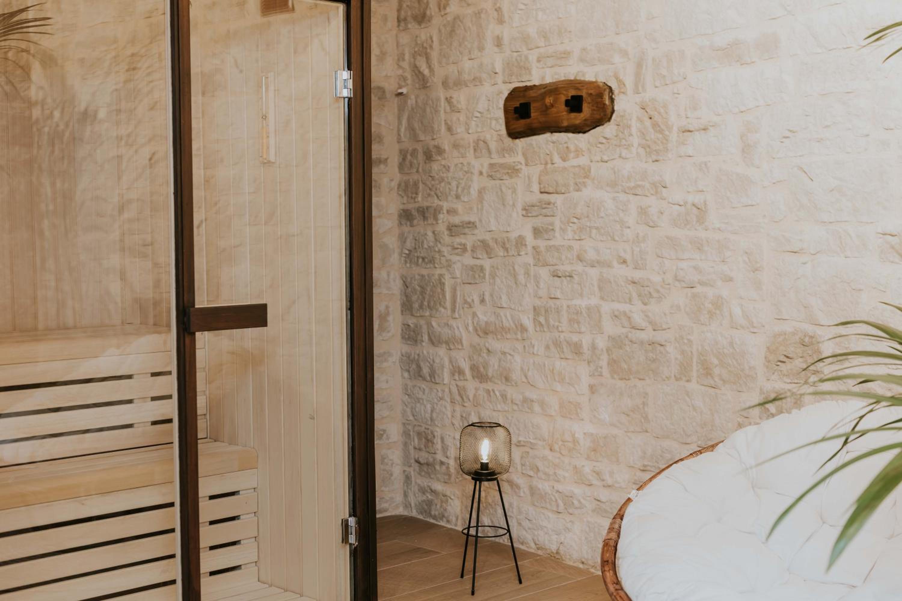 Suite with Sauna - Photo 4