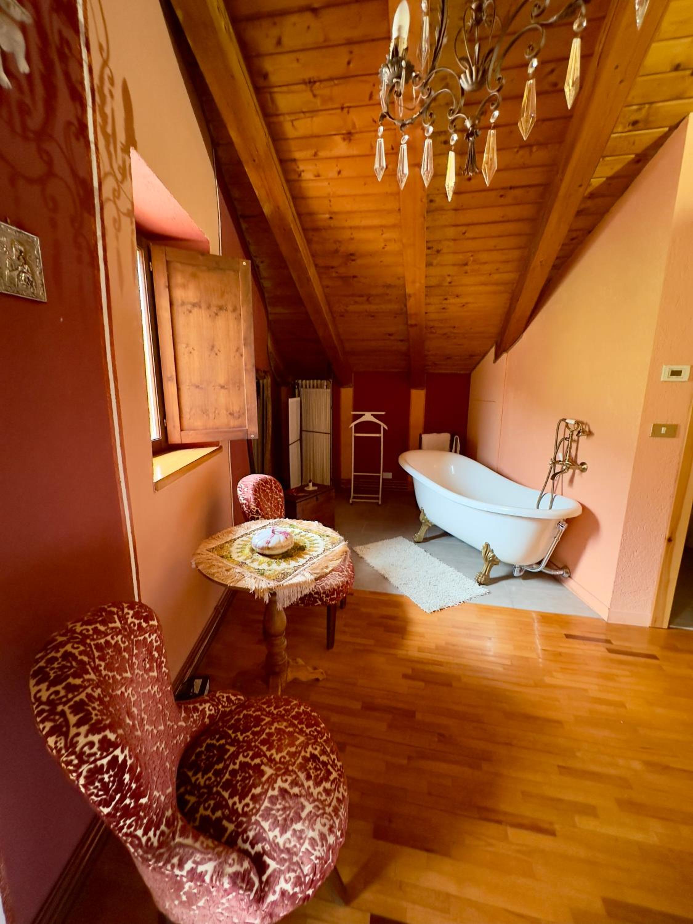 Queen Suite - Photo 4