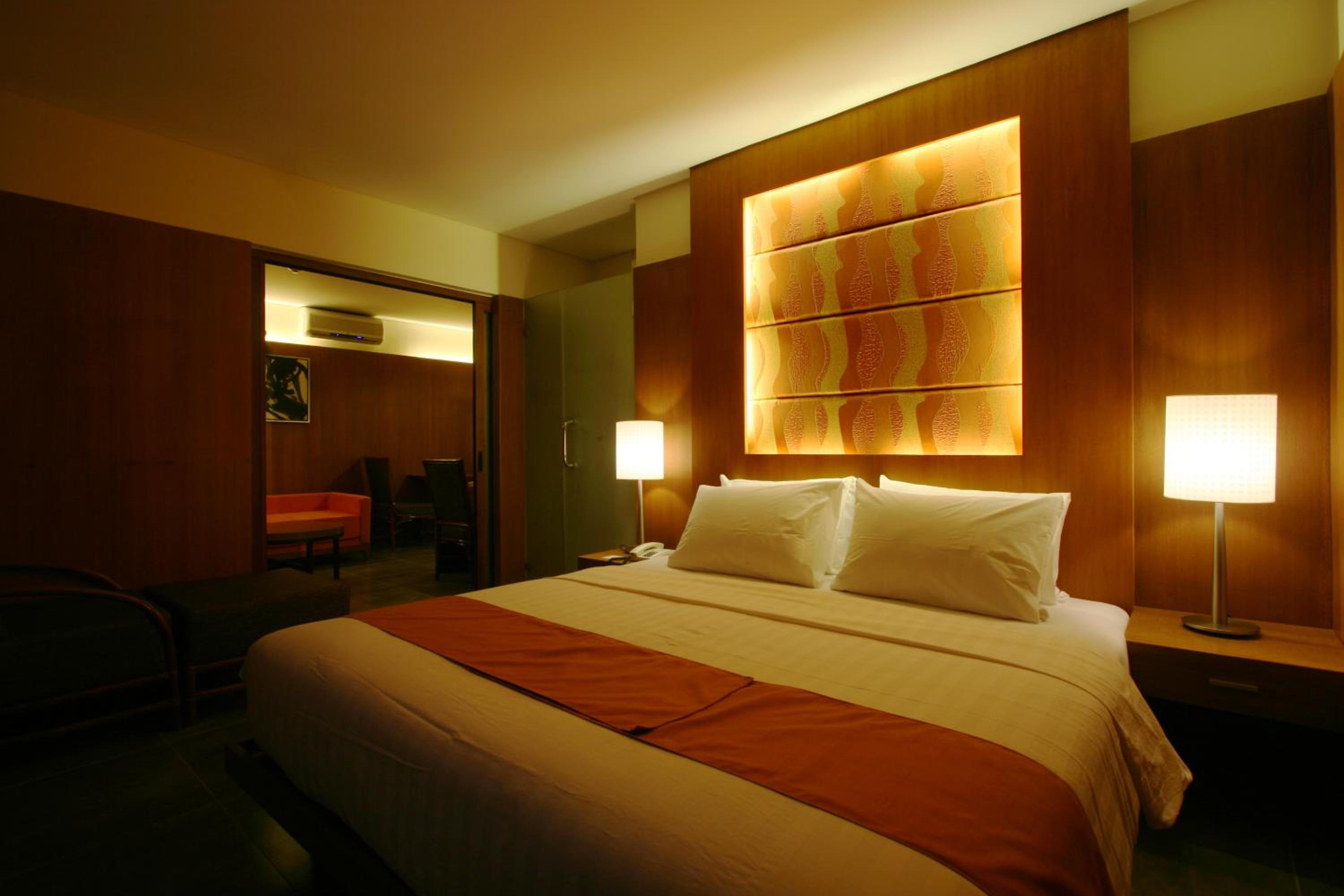 Junior Suite - Photo 1
