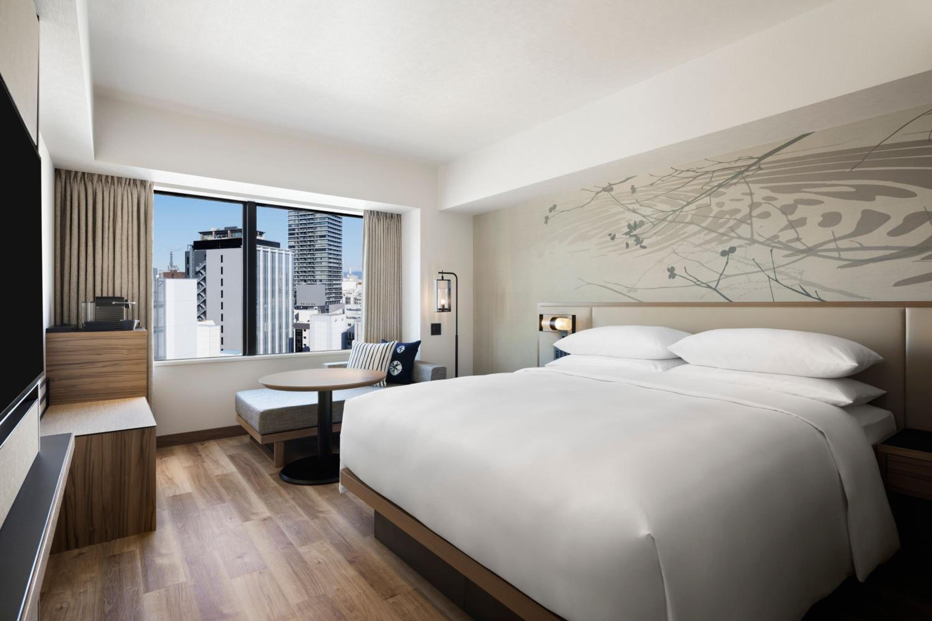Premier King Room - Photo 1