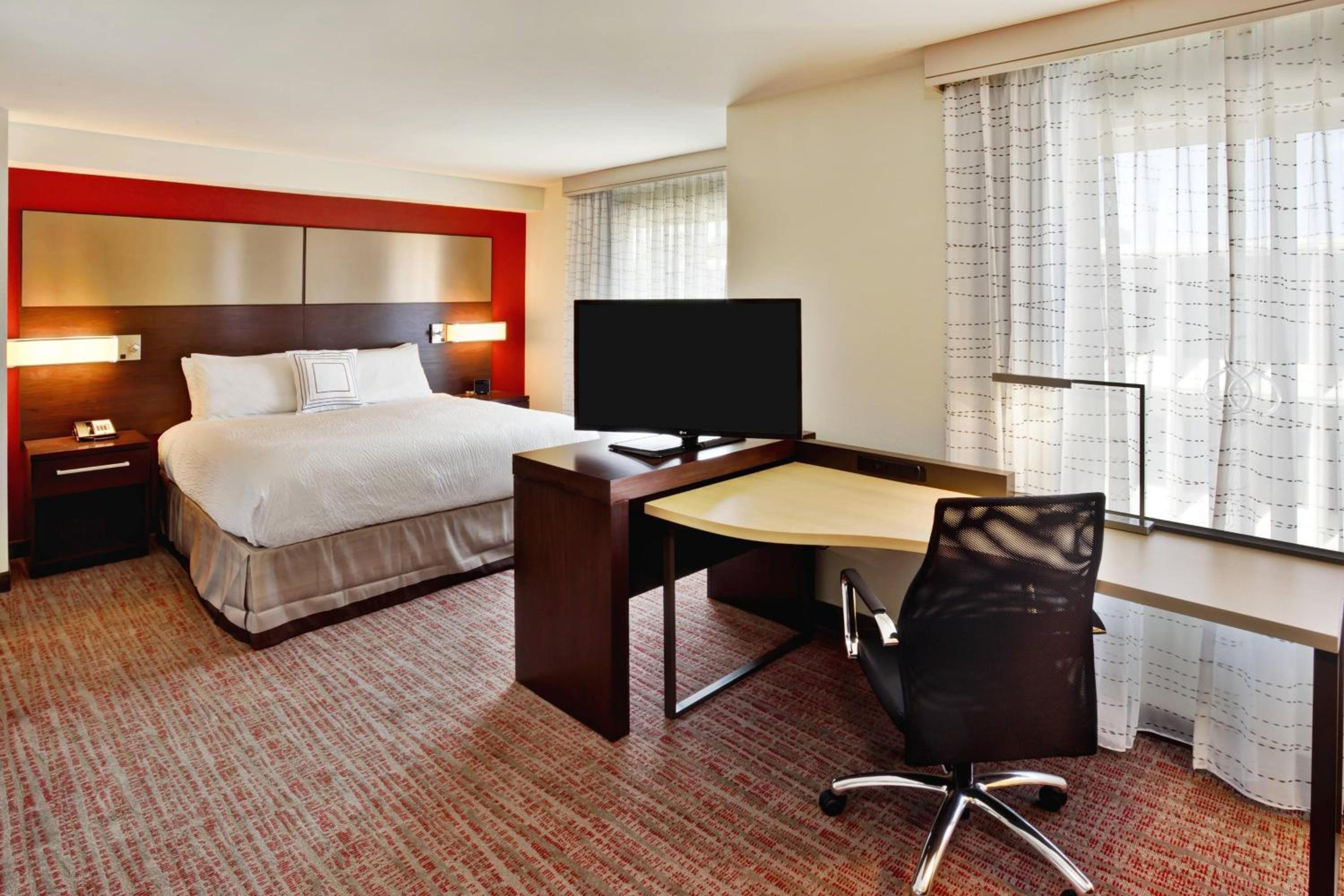 King Suite with Sofa Bed photo 1
