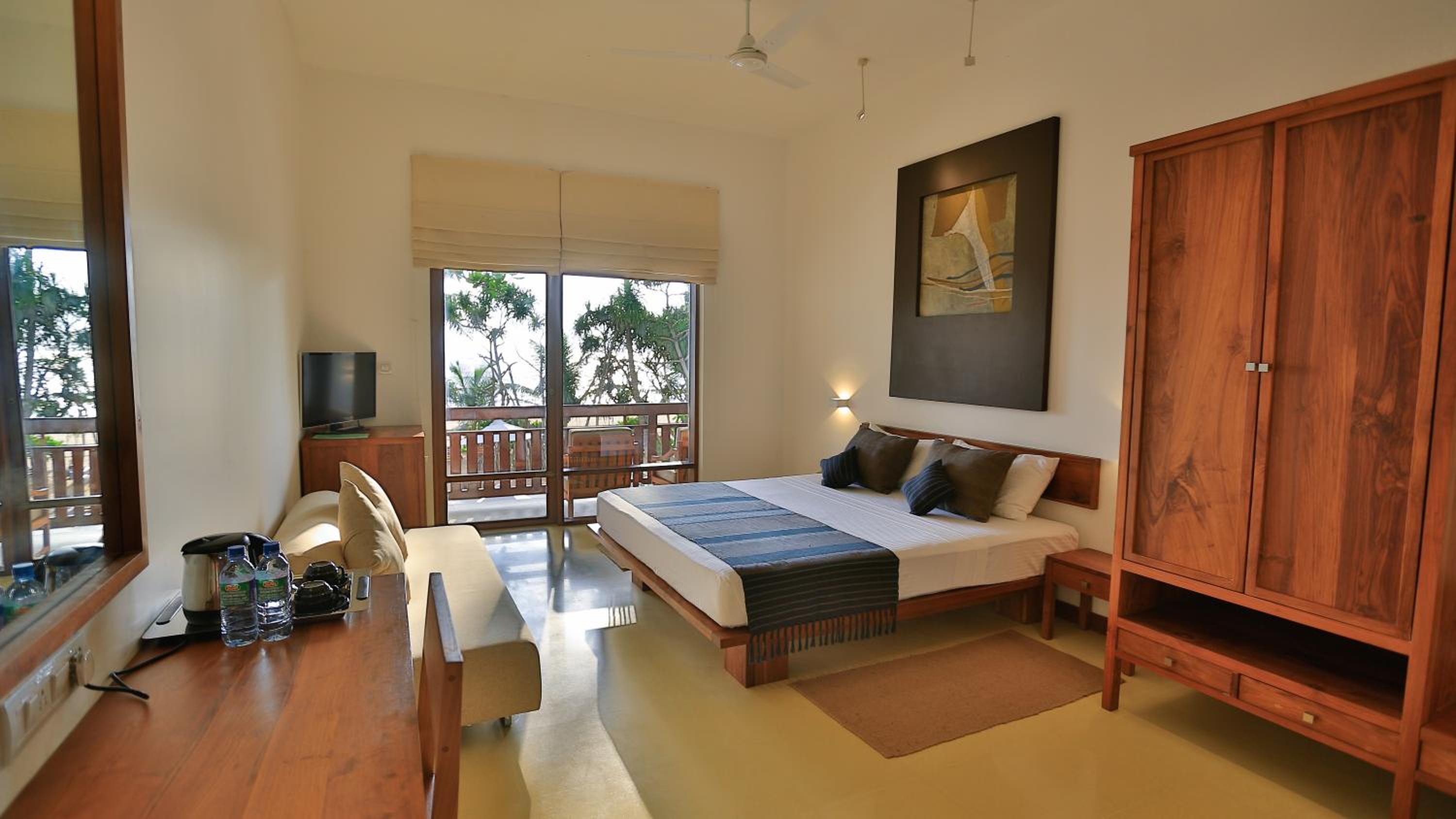 Superior Double Room with Balcony with 10% Discount on Spa Treatment