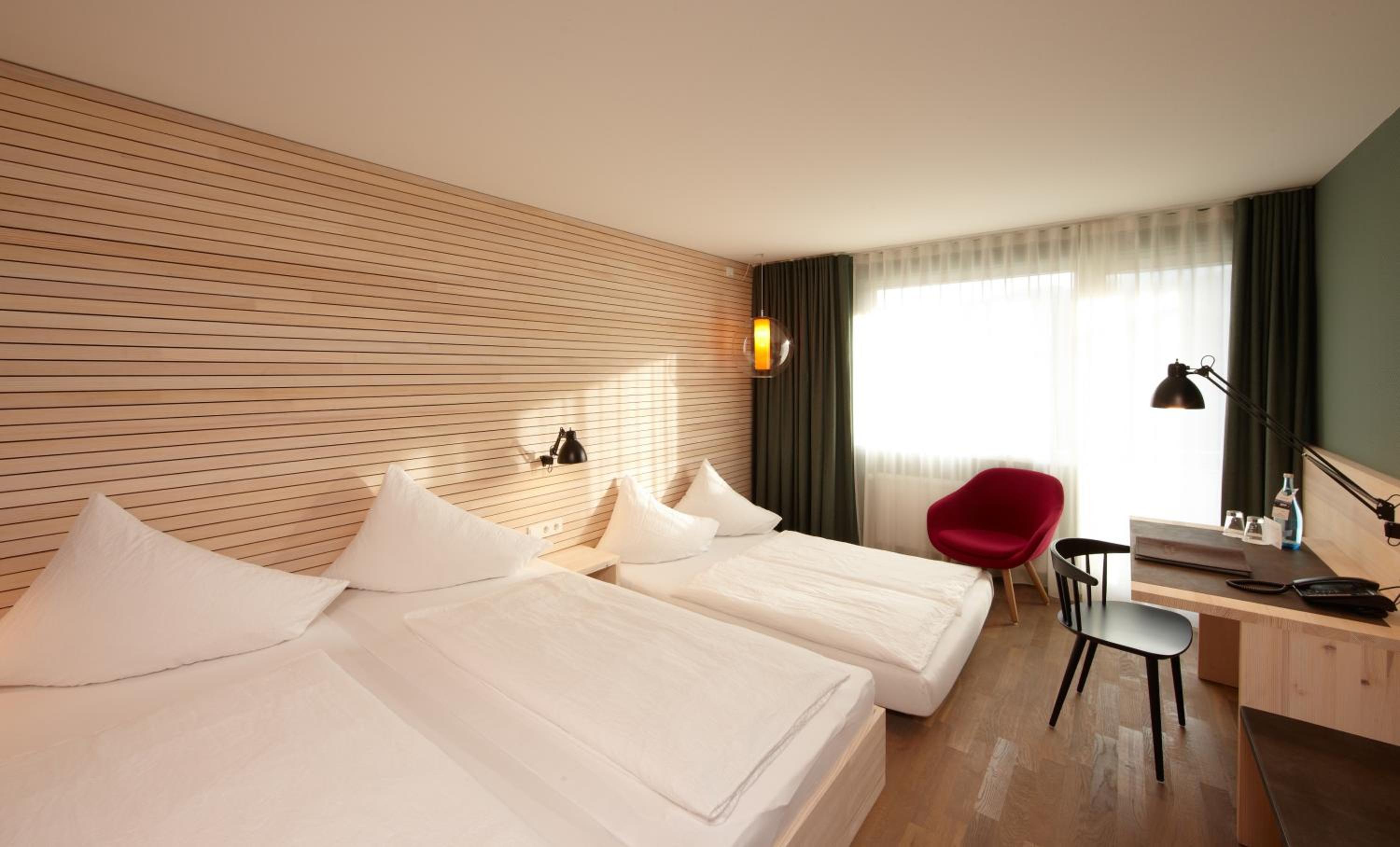 Triple Room - Photo 7
