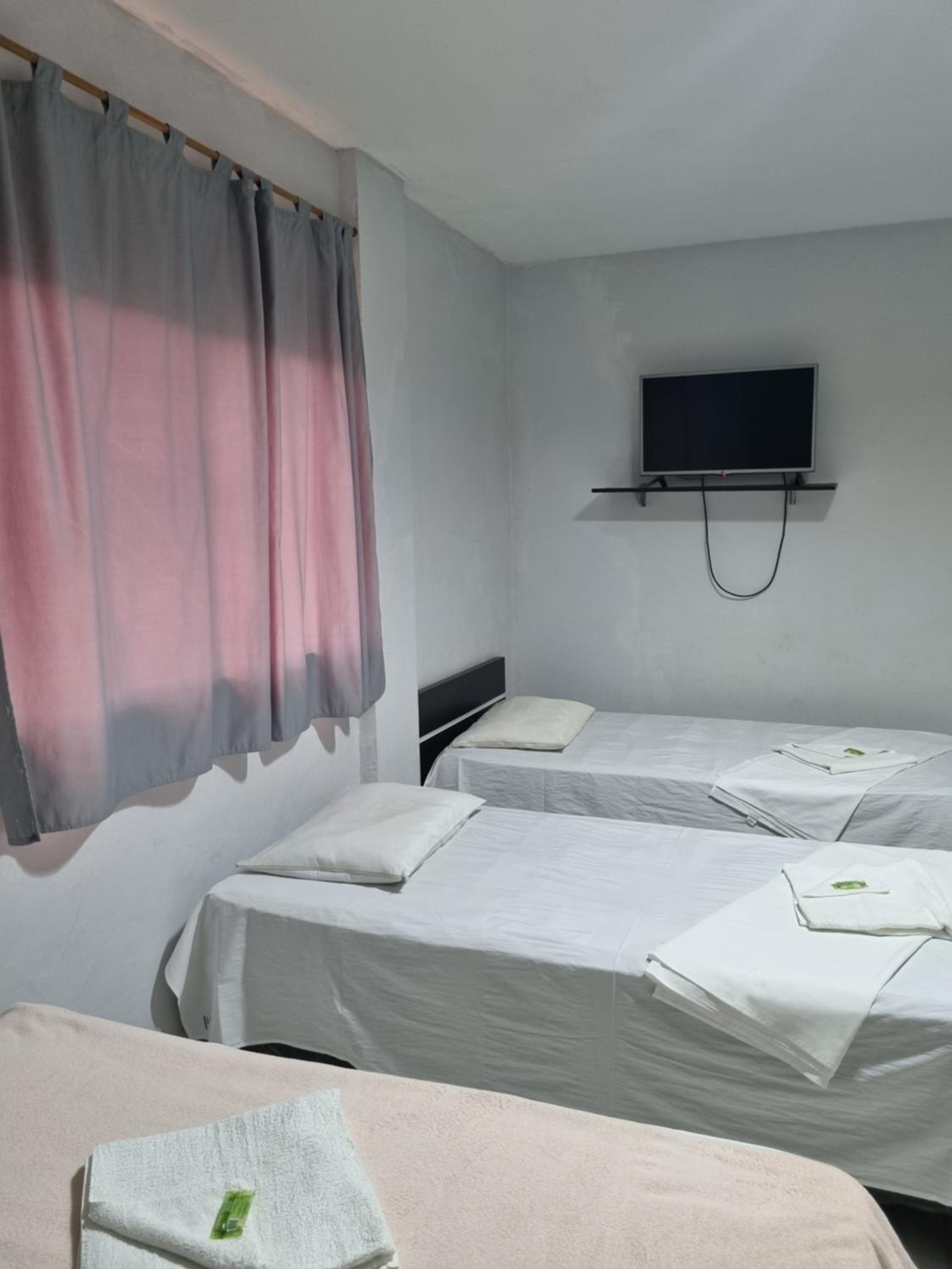 Budget Triple Room photo 1