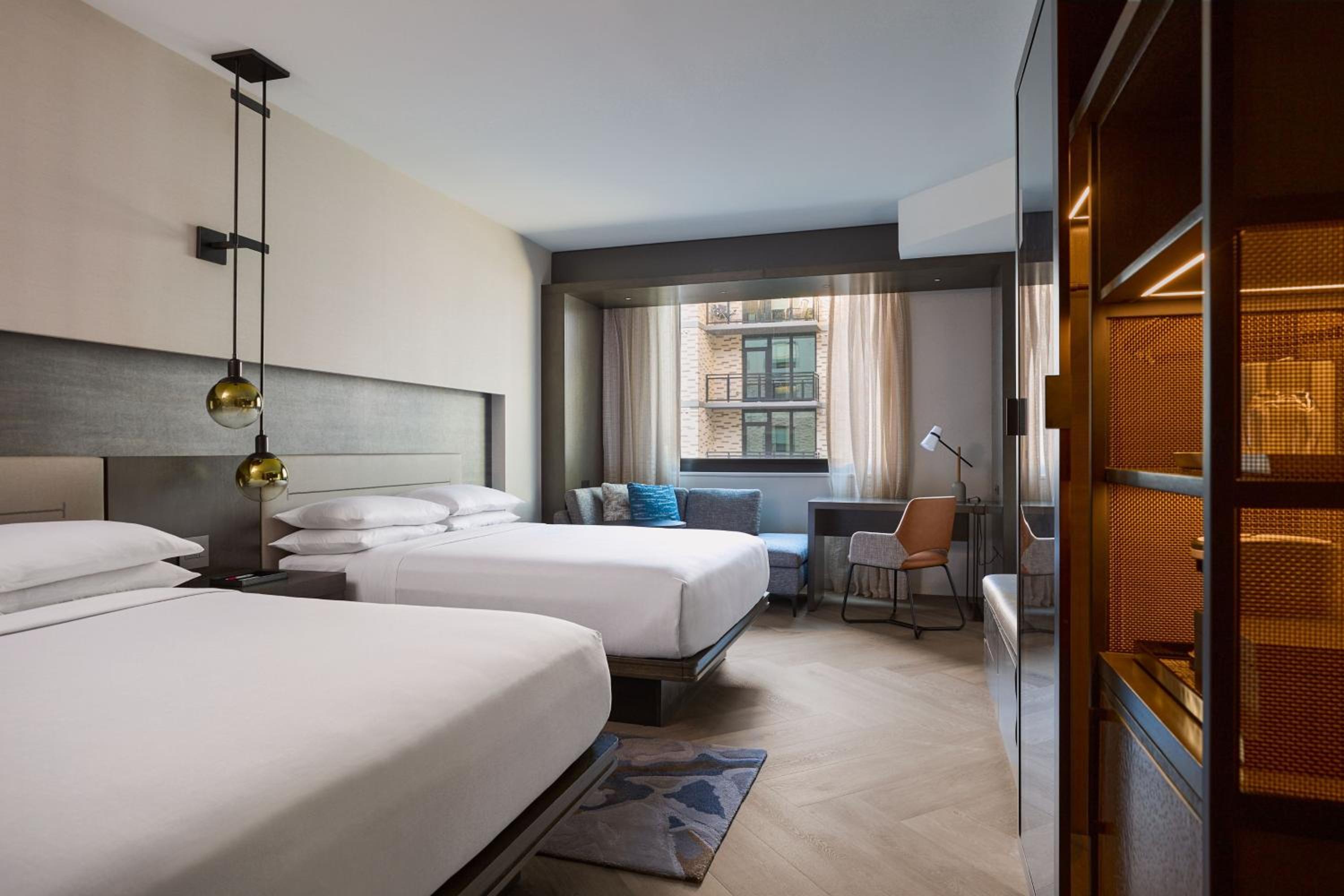 Queen Room with Two Queen Beds - Photo 2