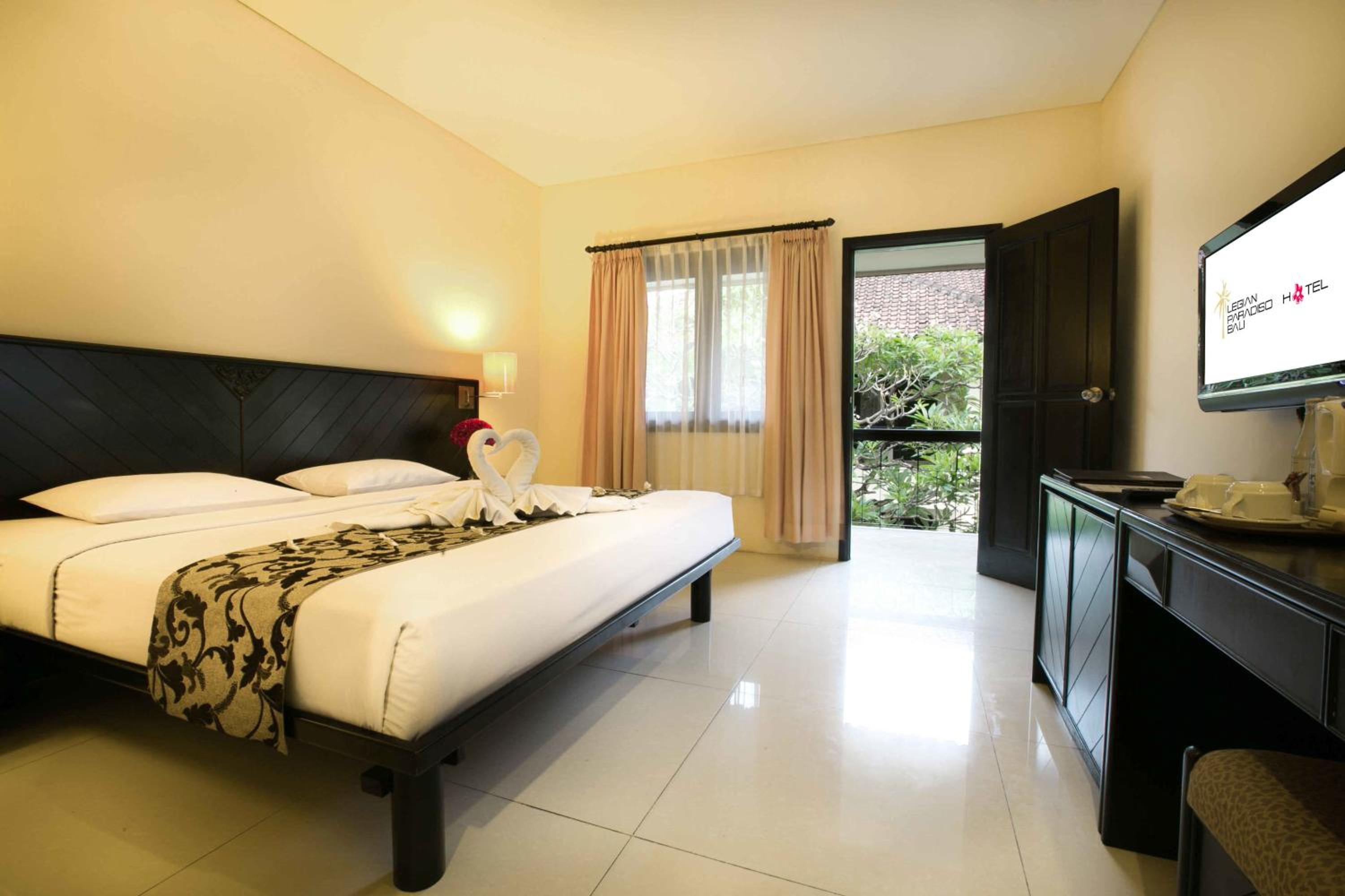 Superior Double or Twin Room with Garden View - Photo 4