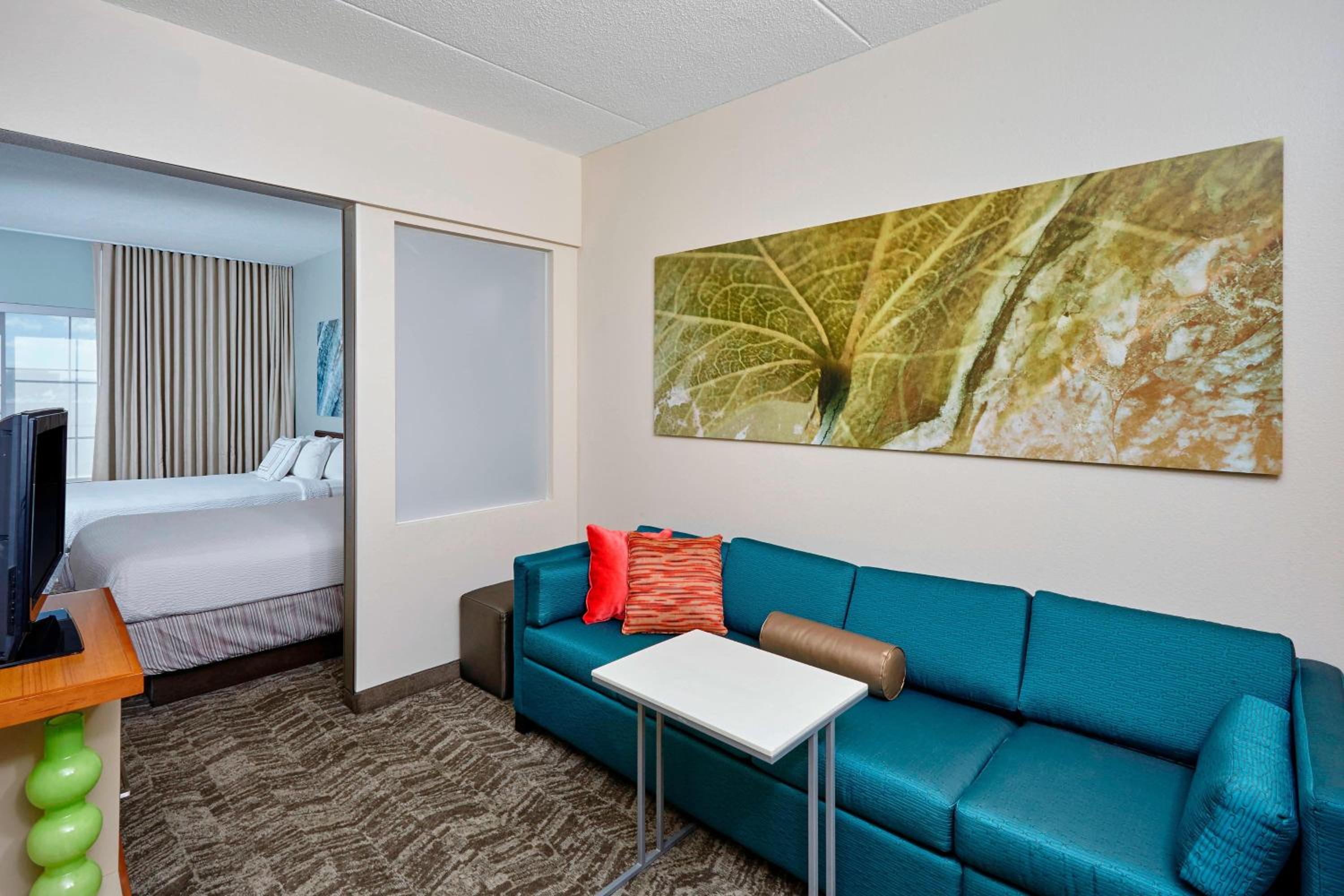 Double Suite with Sofa Bed - Photo 2