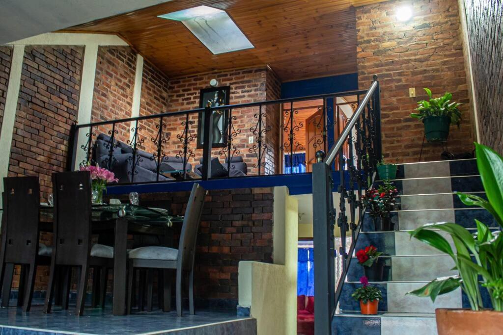 Three-Bedroom House photo 3