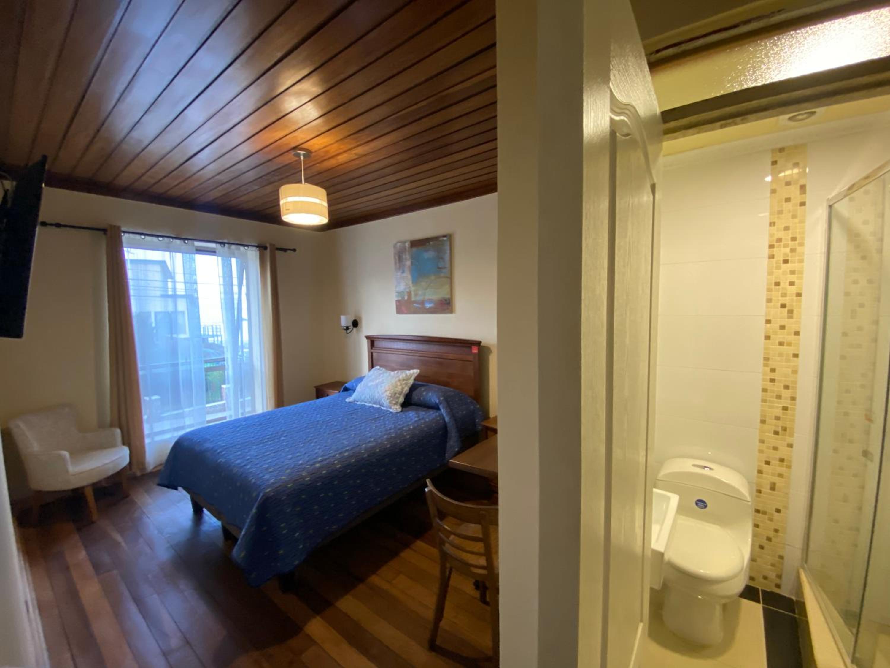 Double Room With Private Bathroom