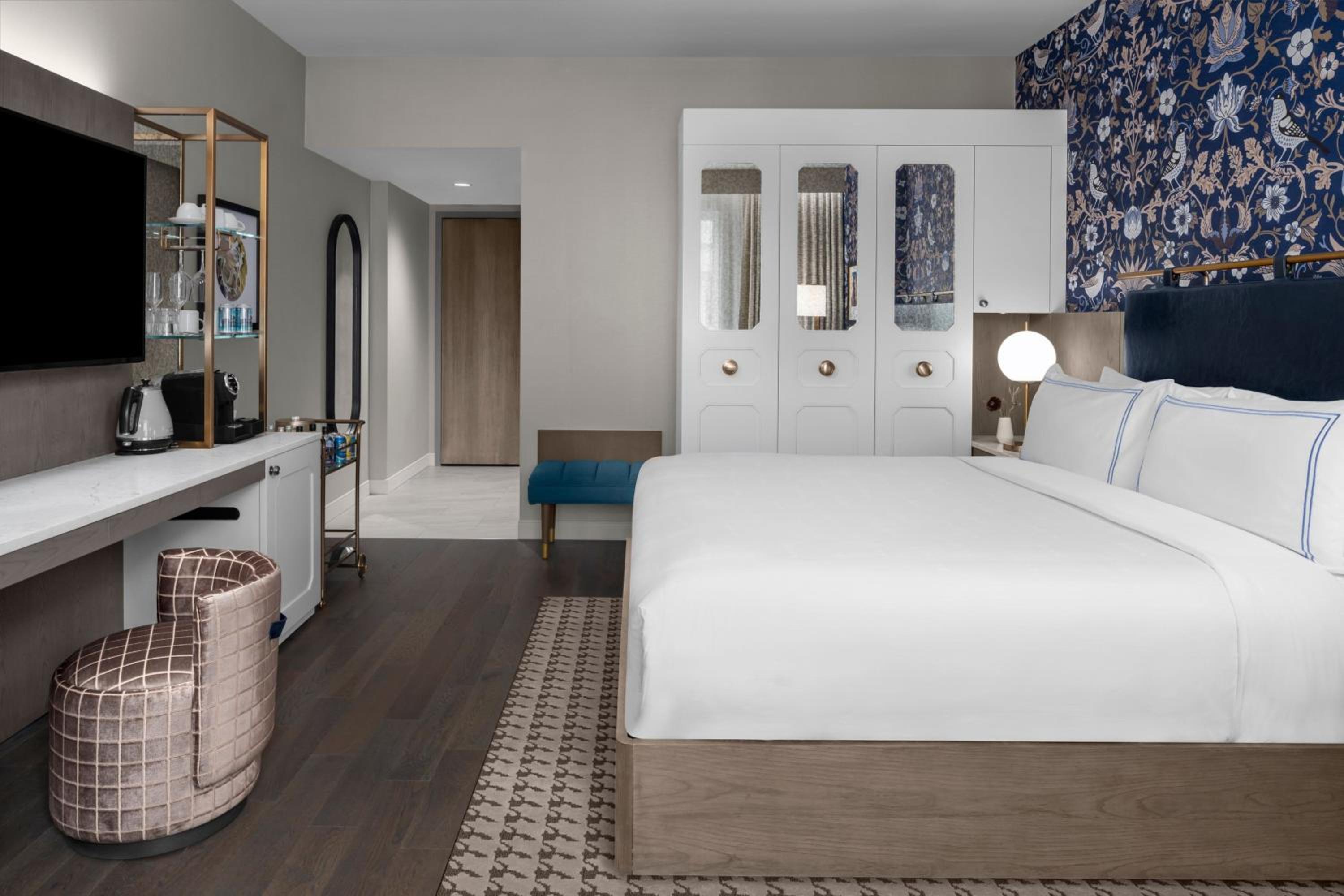 King Room