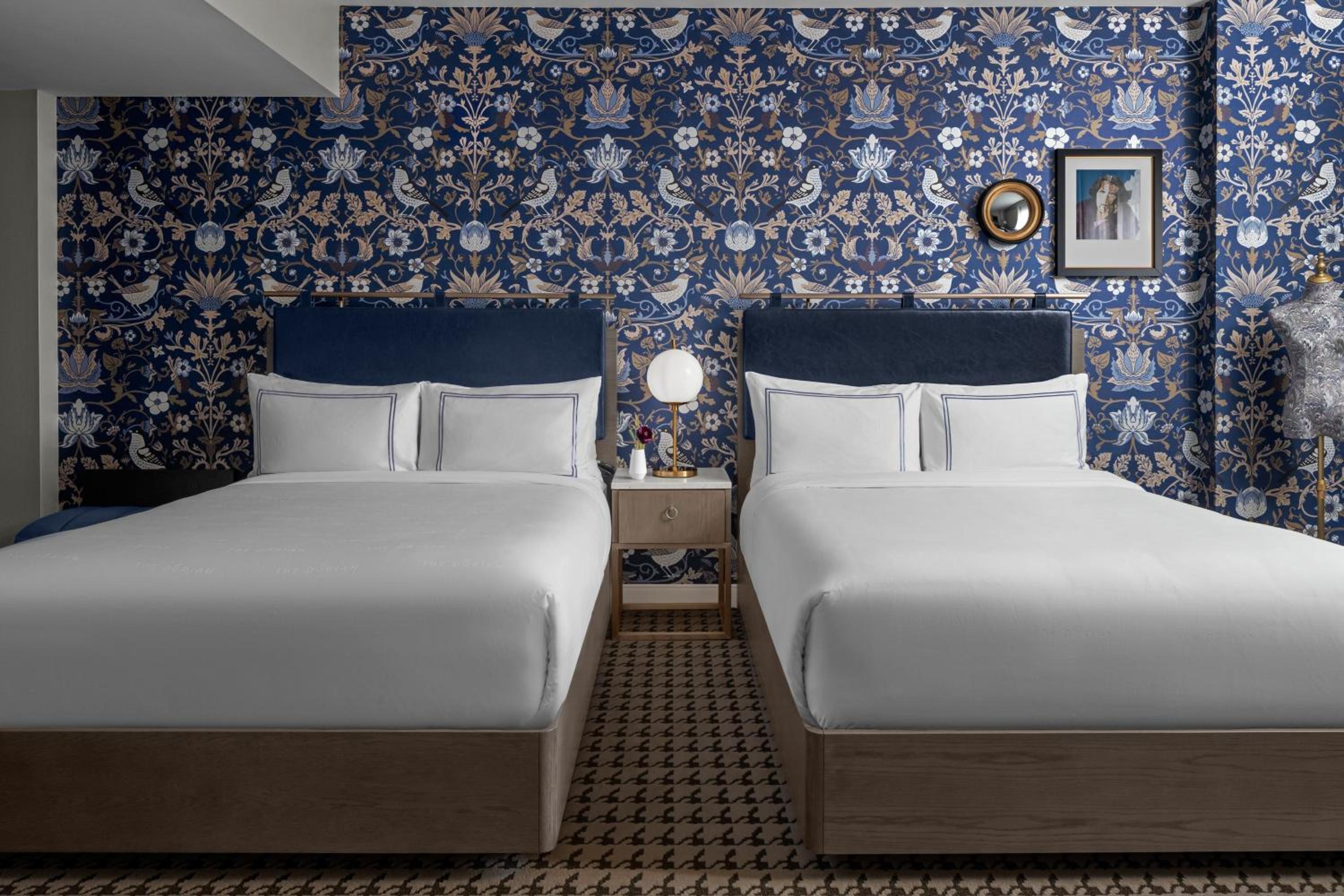 Queen Room with Two Queen Beds - City View