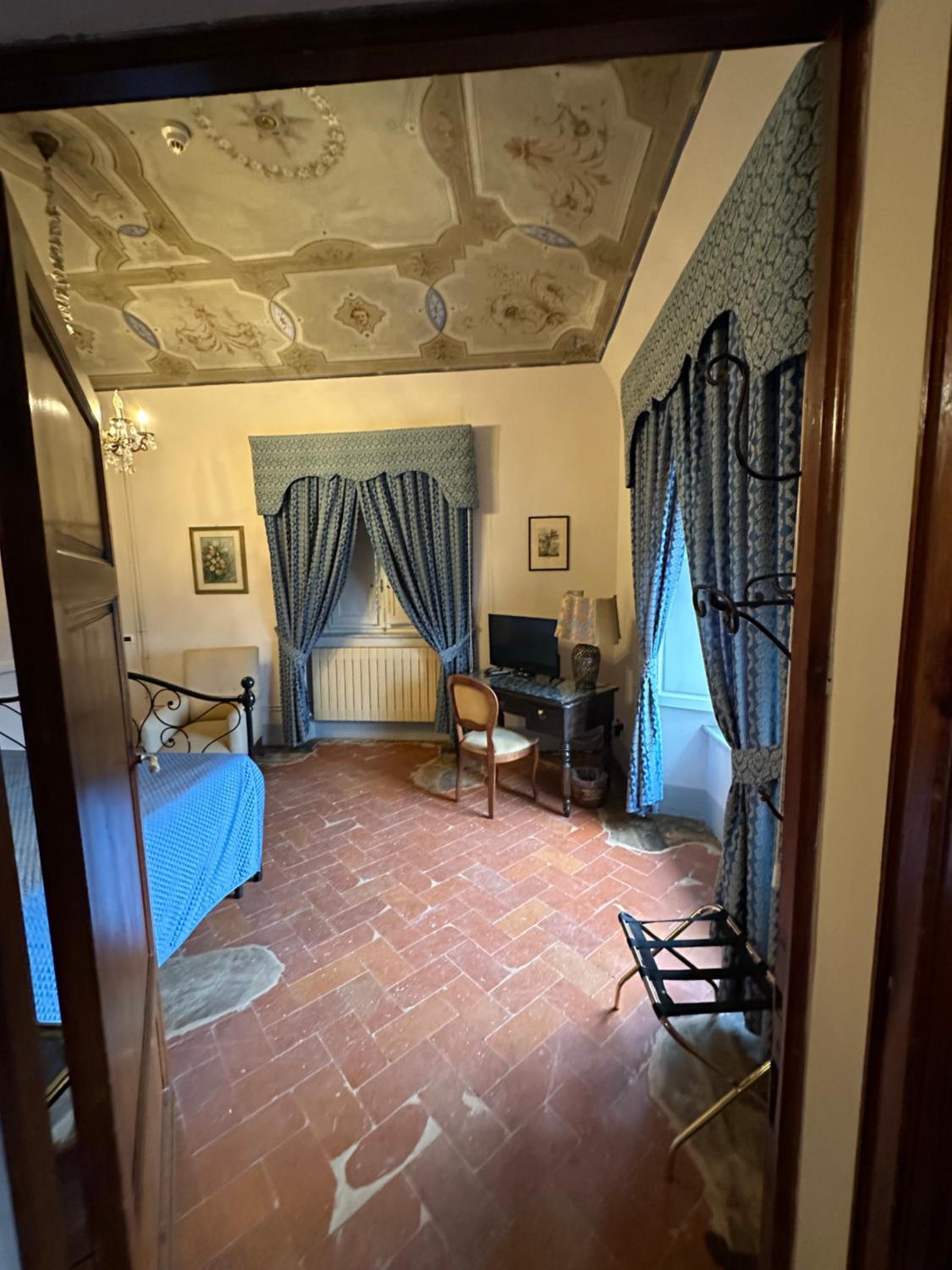 Presidential Suite photo 1