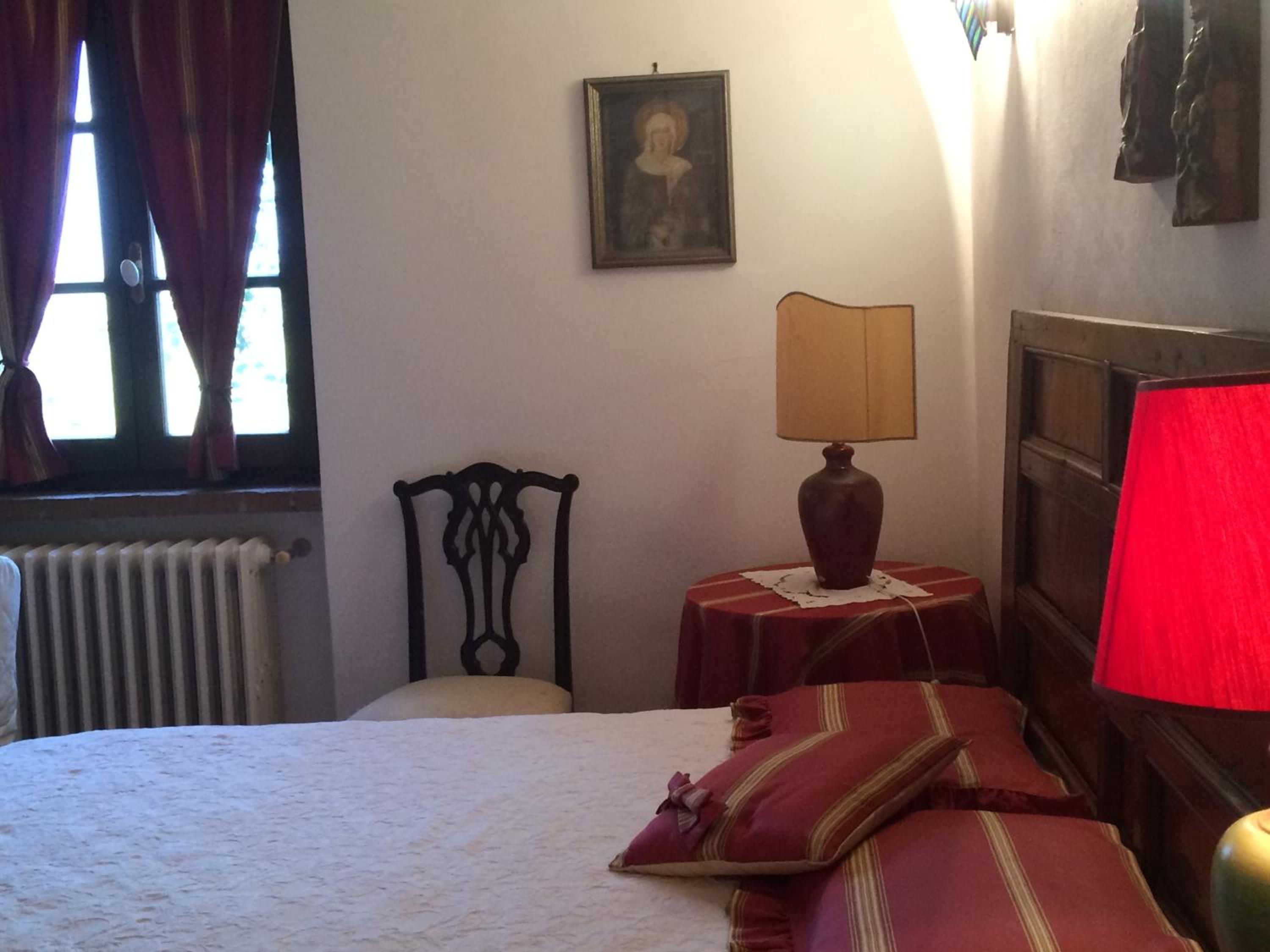 Three-Bedroom Apartment with Terrace photo 1