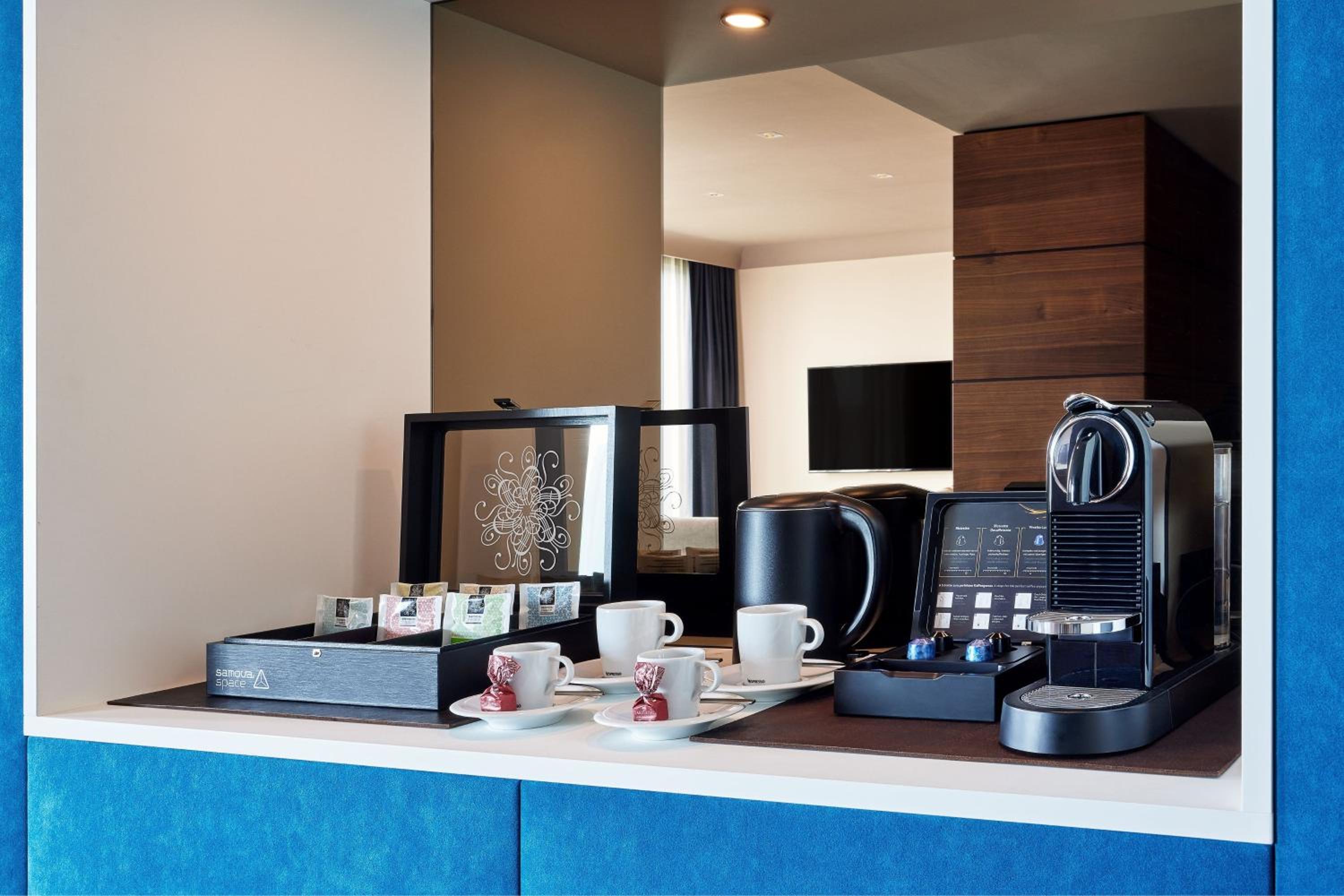 Prestige Lake Suite, 1 Bedroom Suite, Alster view