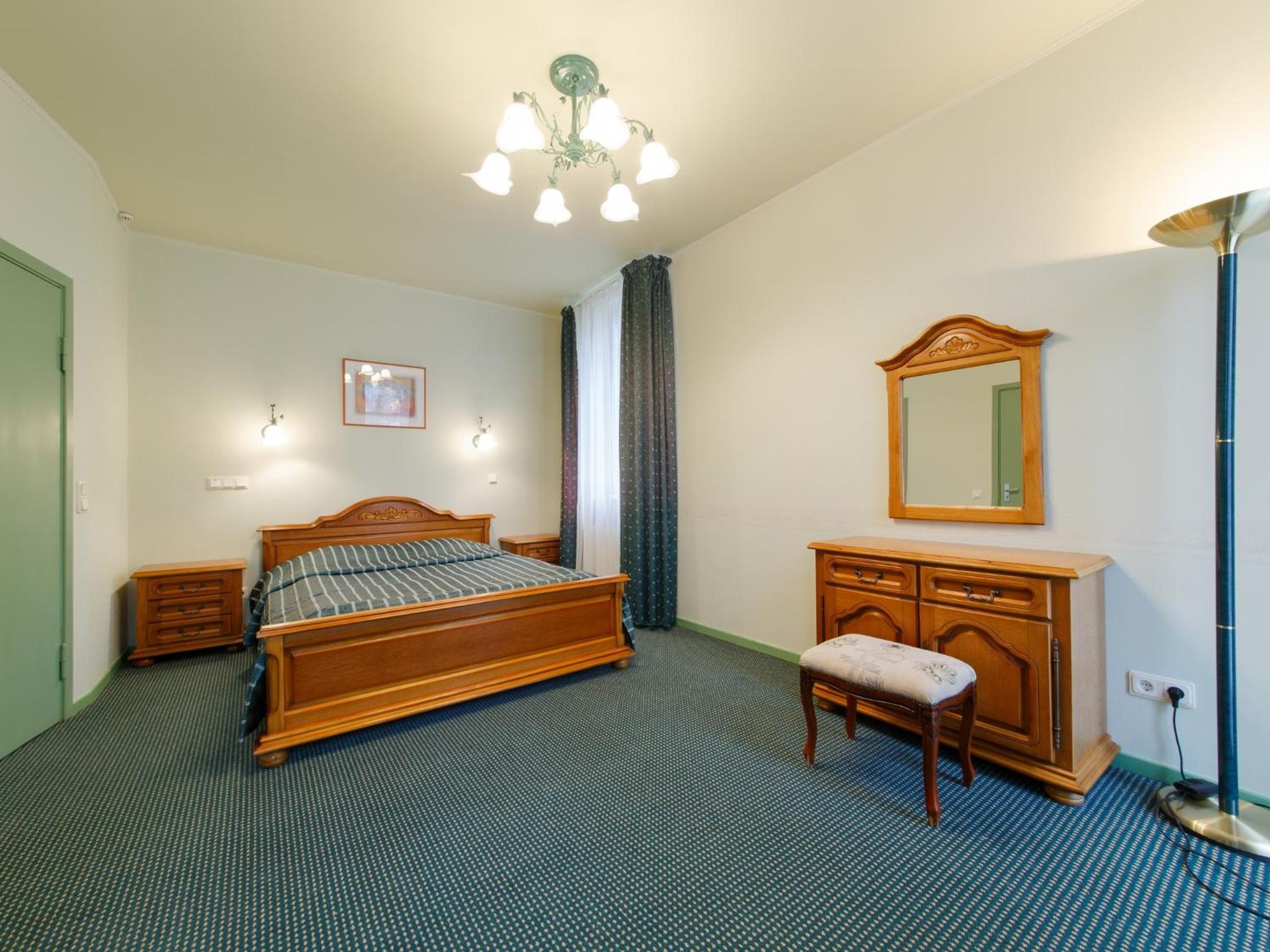 Suite with Sauna with Spa Access