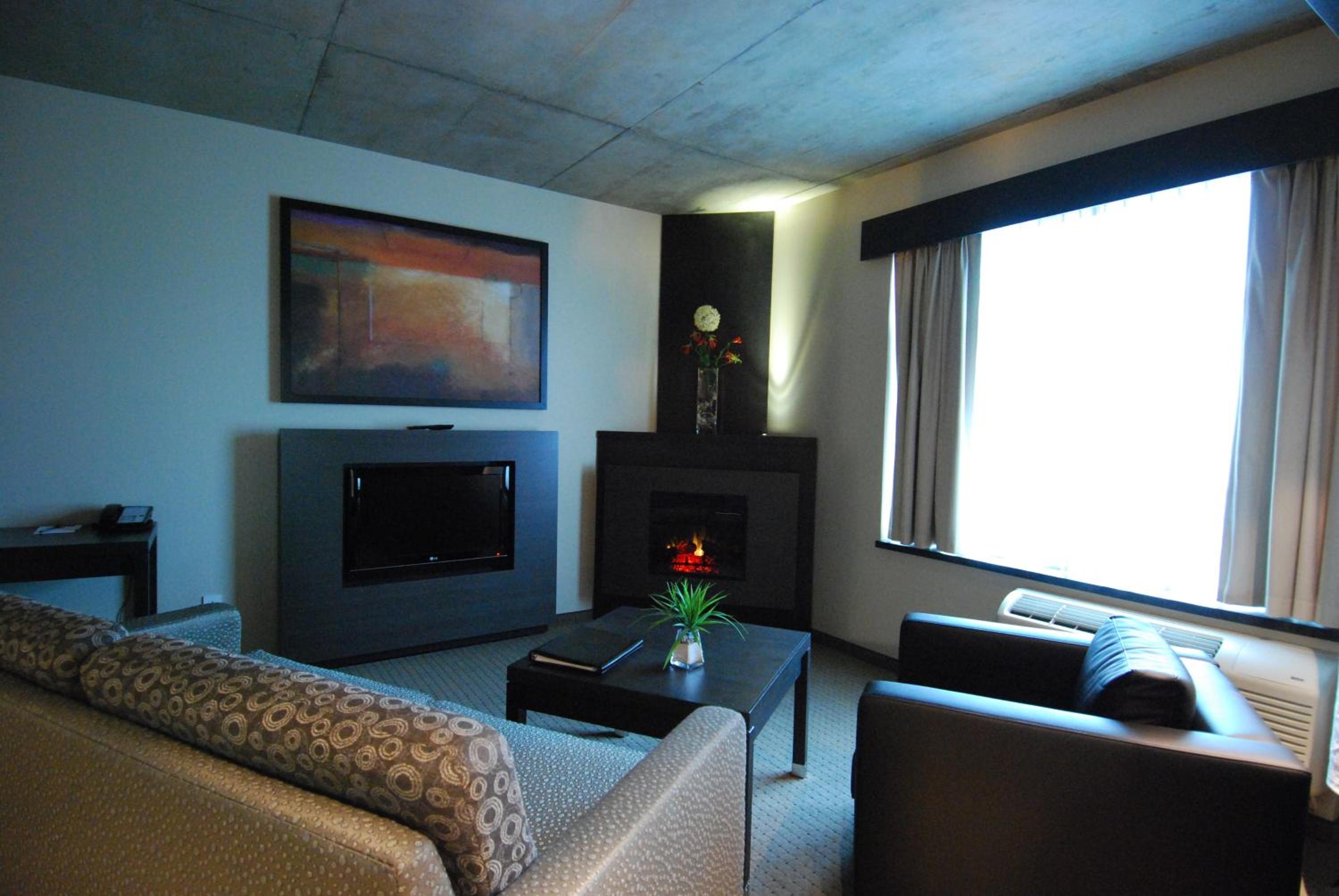 Prestige Suite - Photo 1