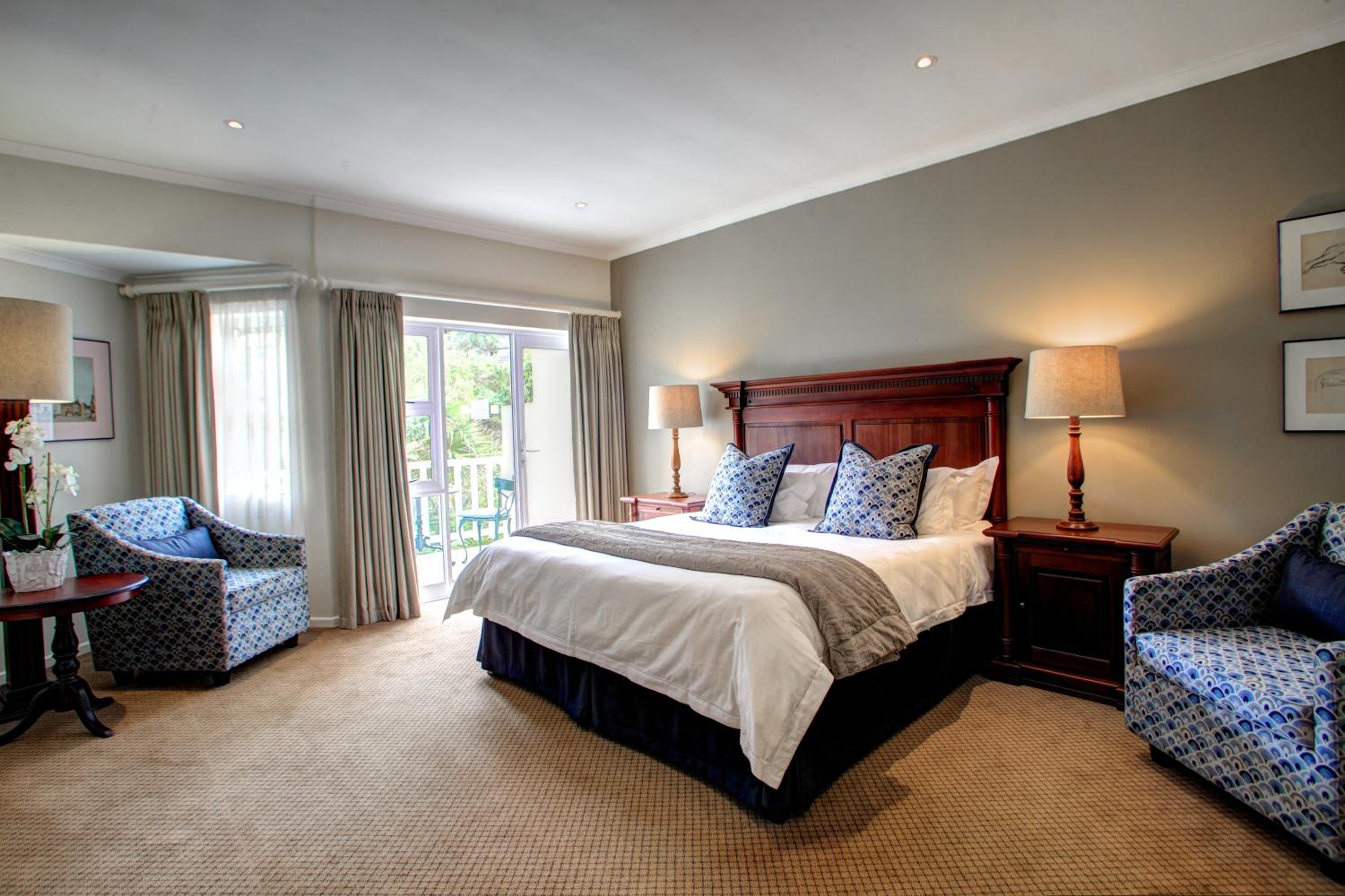 Superior Suite 8 - Photo 7