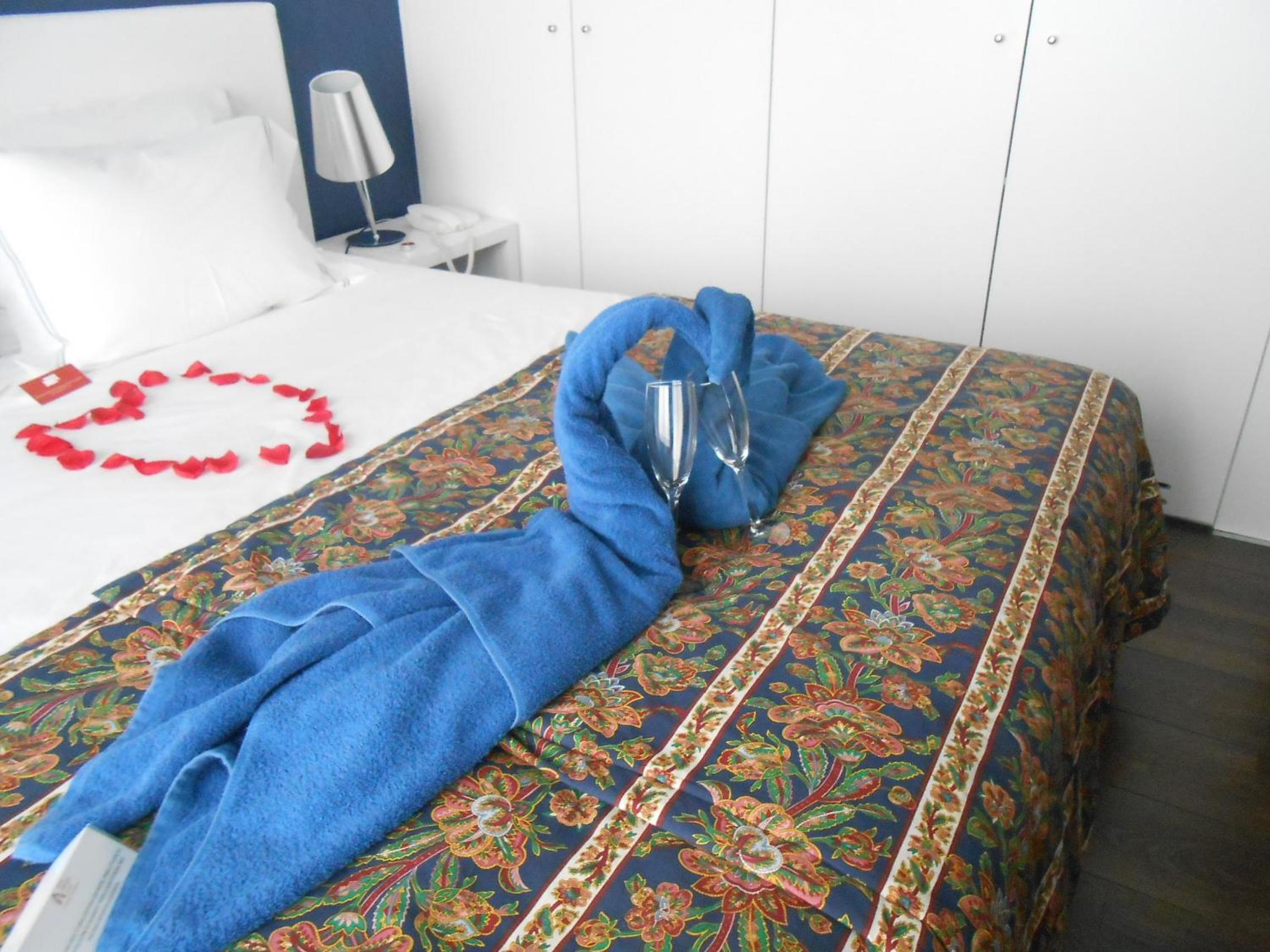 Double Room with Romantic Package