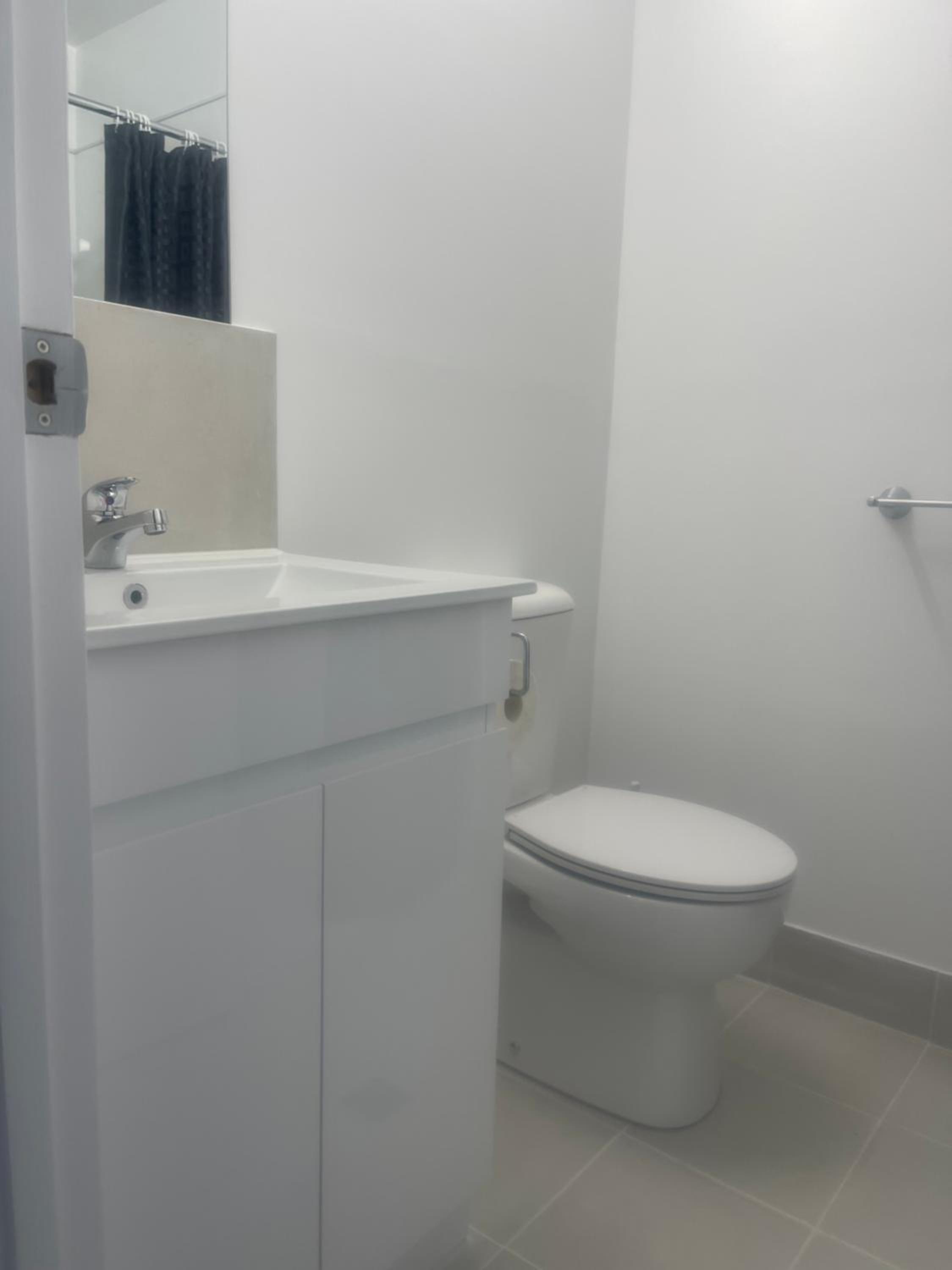 Double Room with Private Bathroom - Photo 5