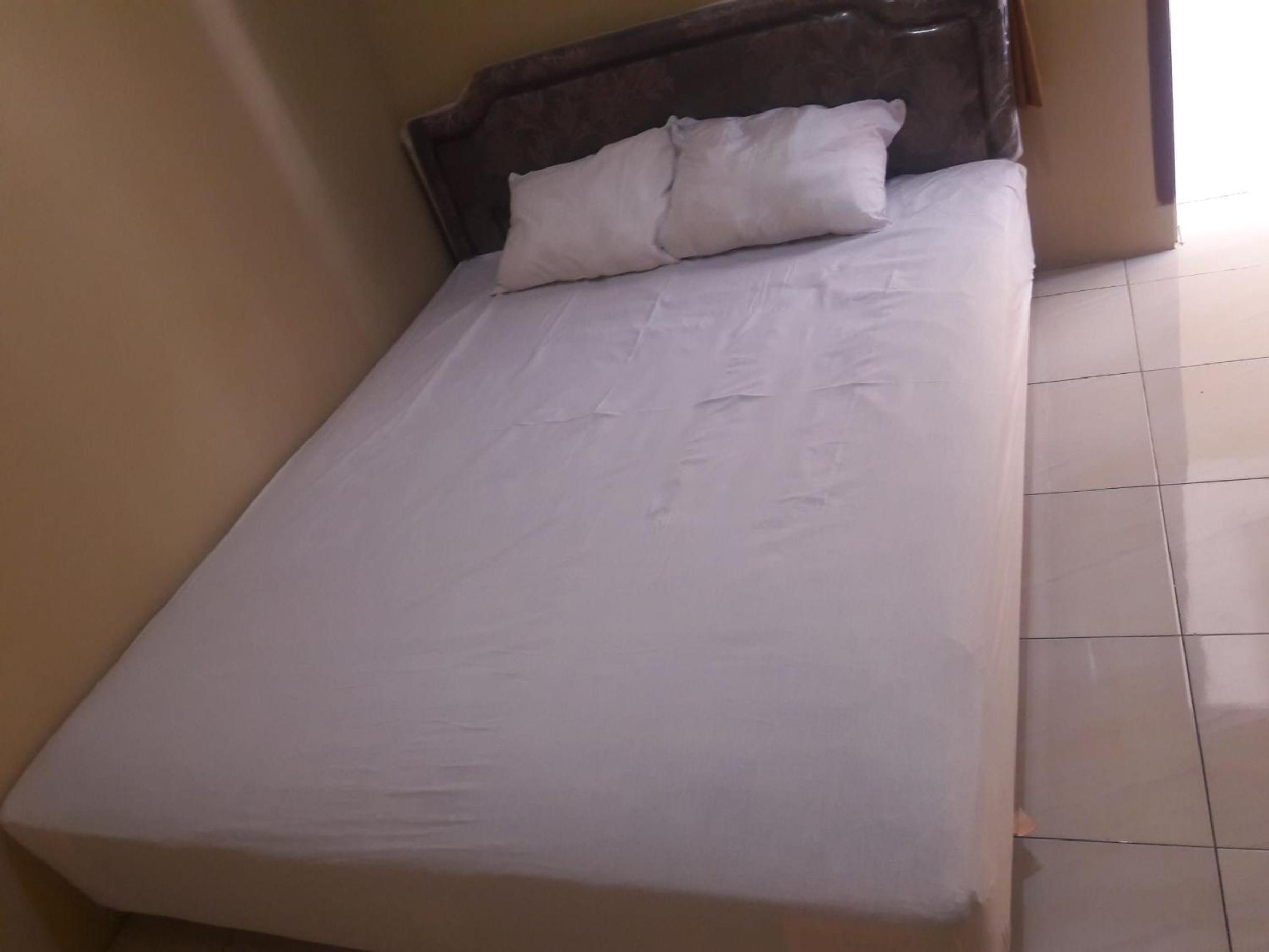 Double Room - Photo 11