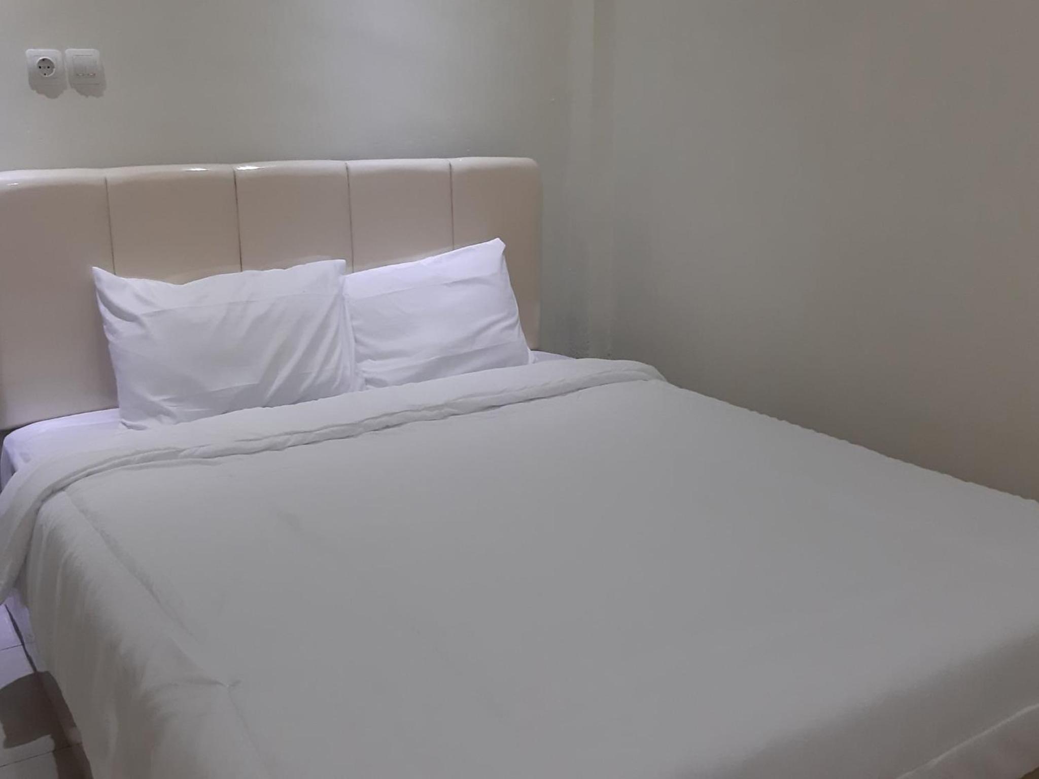 Double Room - Photo 8