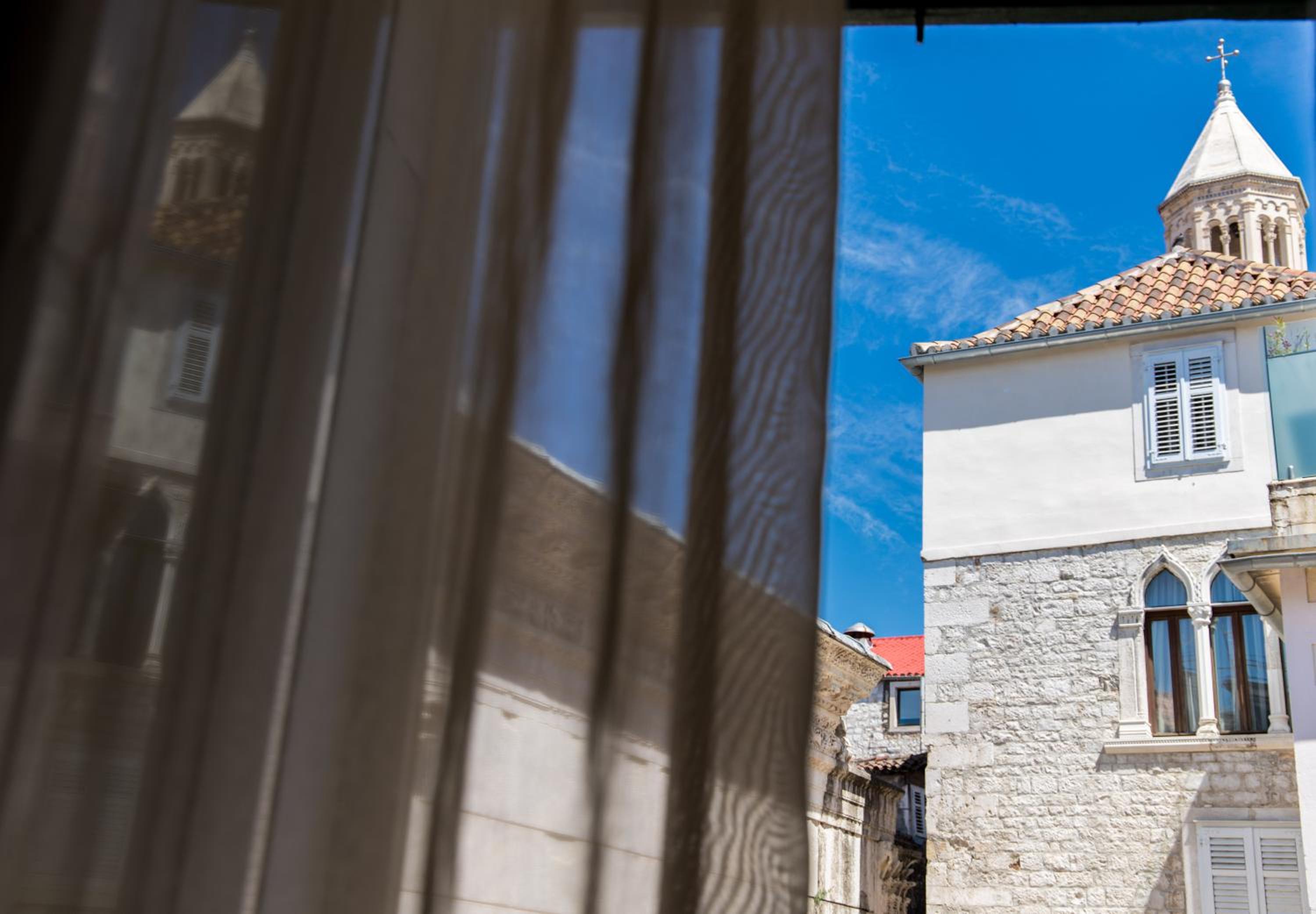 Superior Room with Terrace and a View of the Historic Center - Photo 37