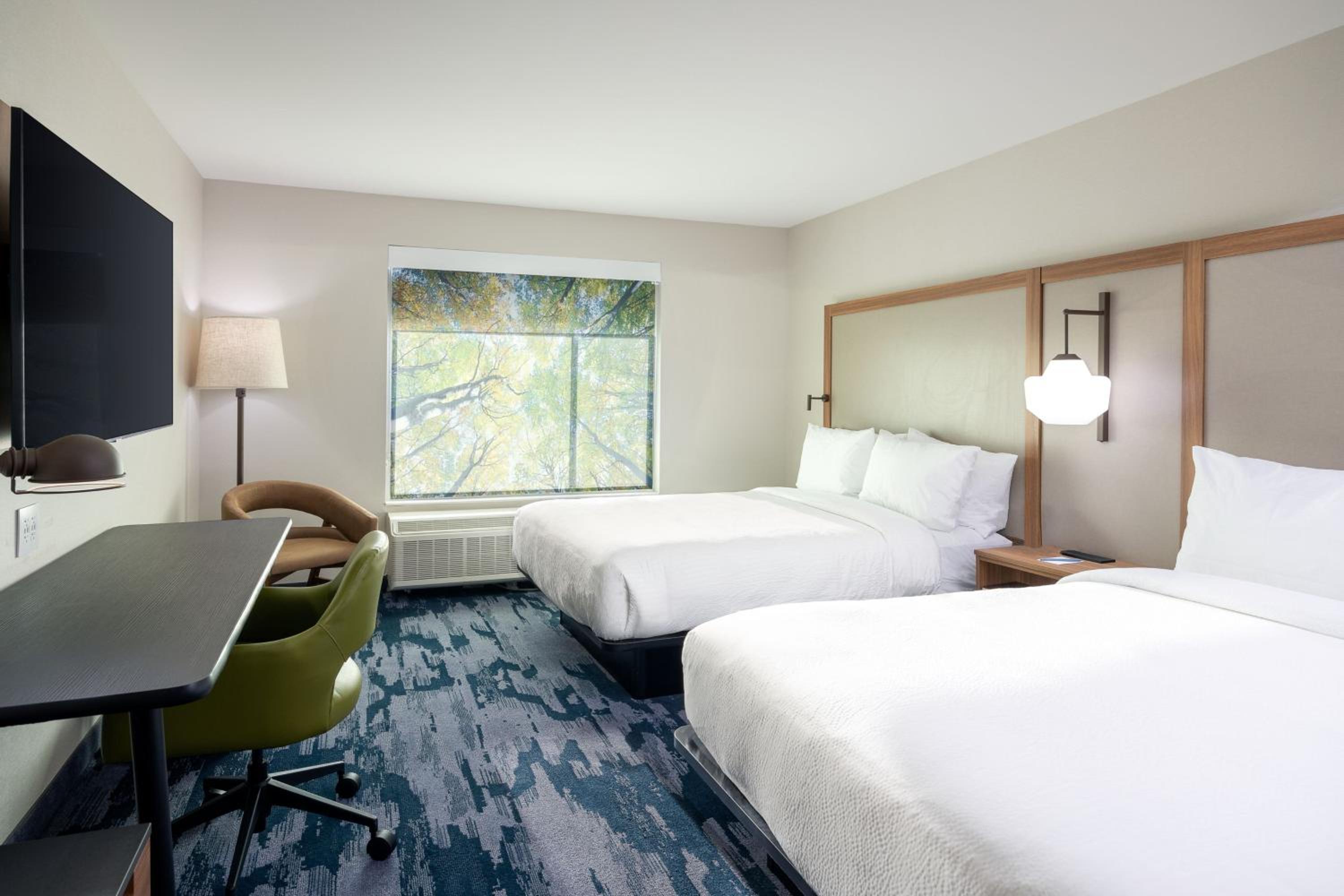 Standard Queen Room with Two Queen Beds - Photo 1