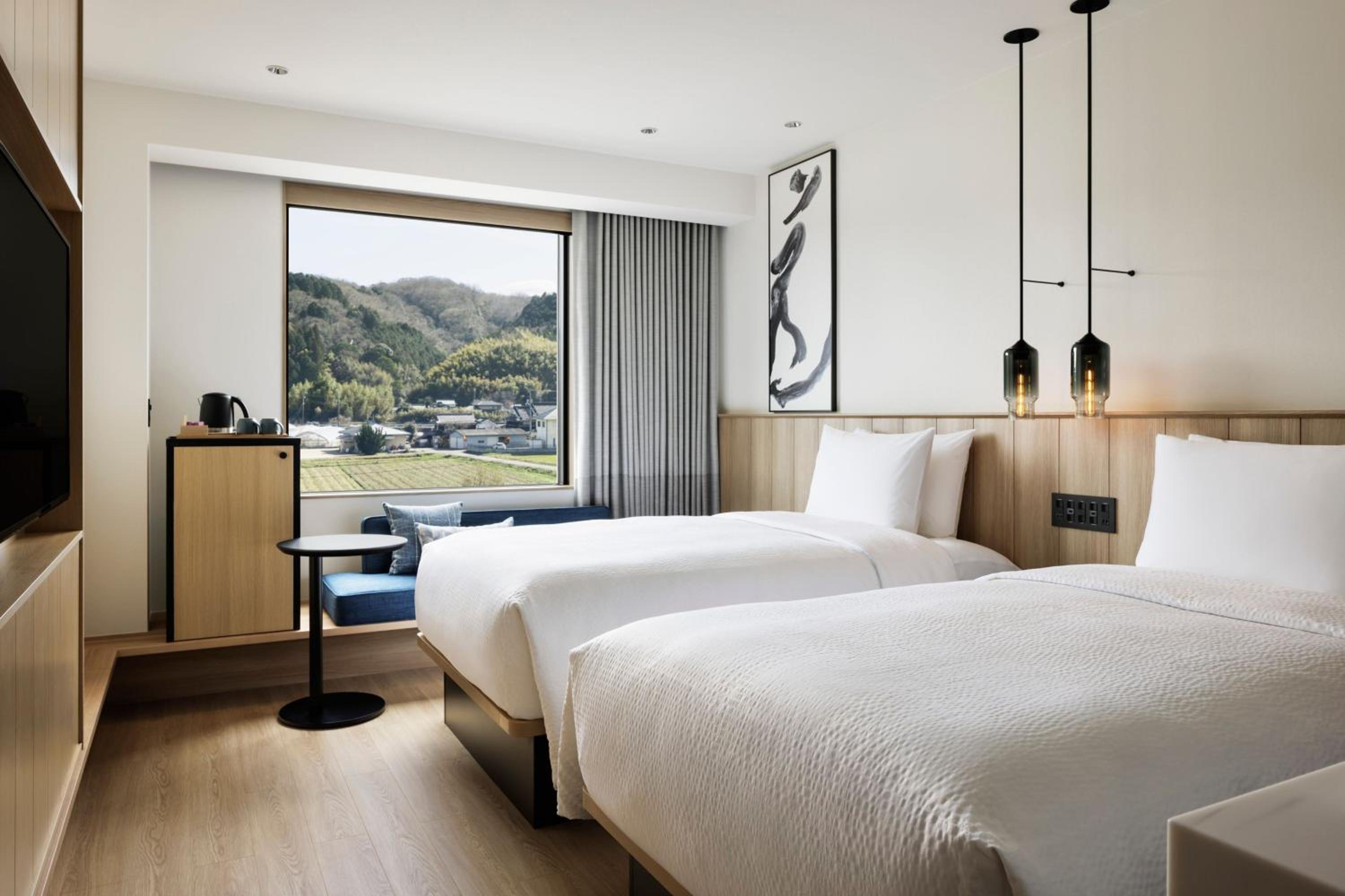 Standard Twin Room - Photo 9