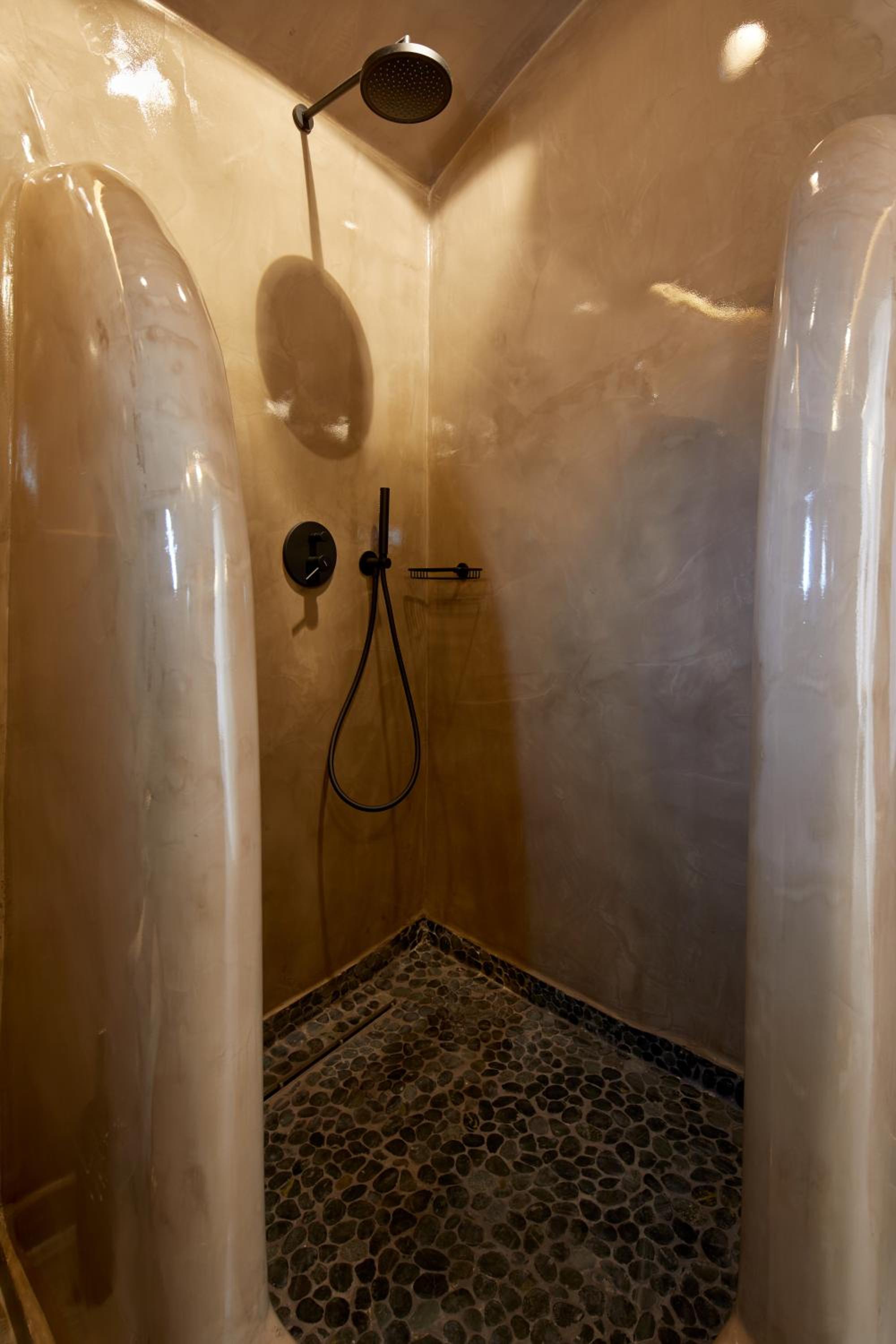 Junior Suite with Outdoor Heated Jetted Tub - Photo 12