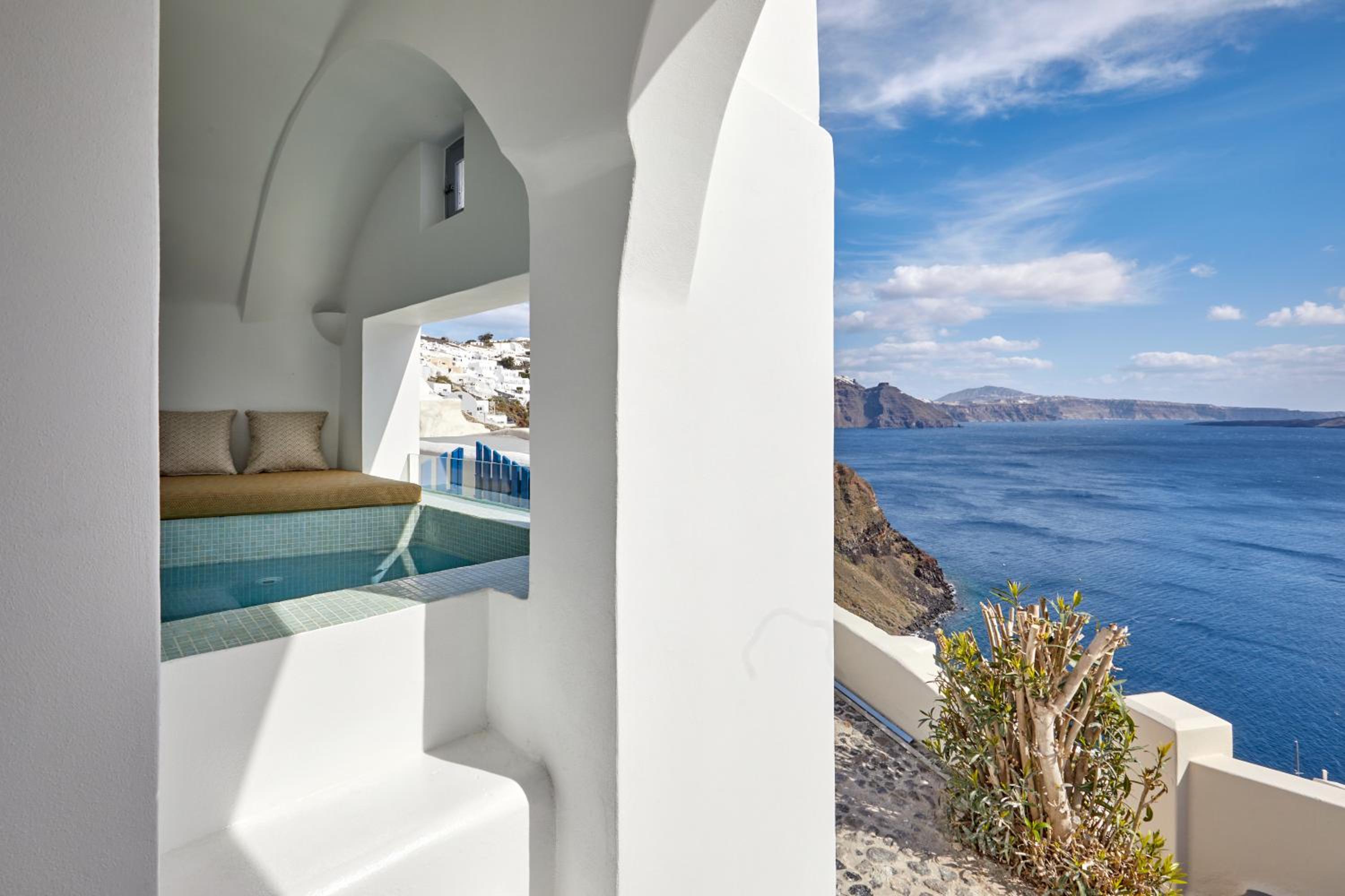 Junior Suite with Outdoor Heated Jetted Tub - Photo 8