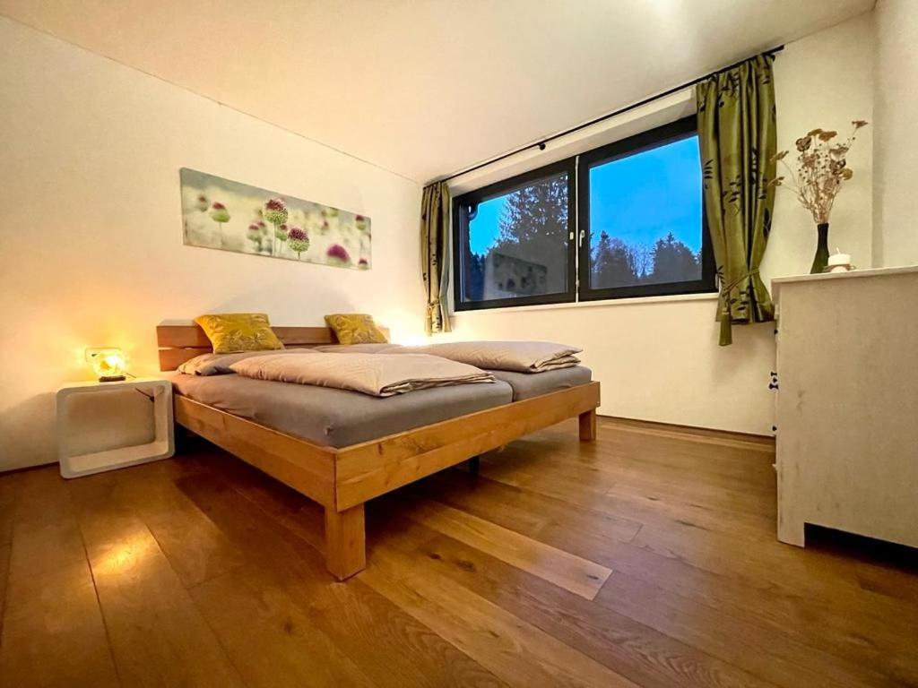 One-Bedroom House photo 1