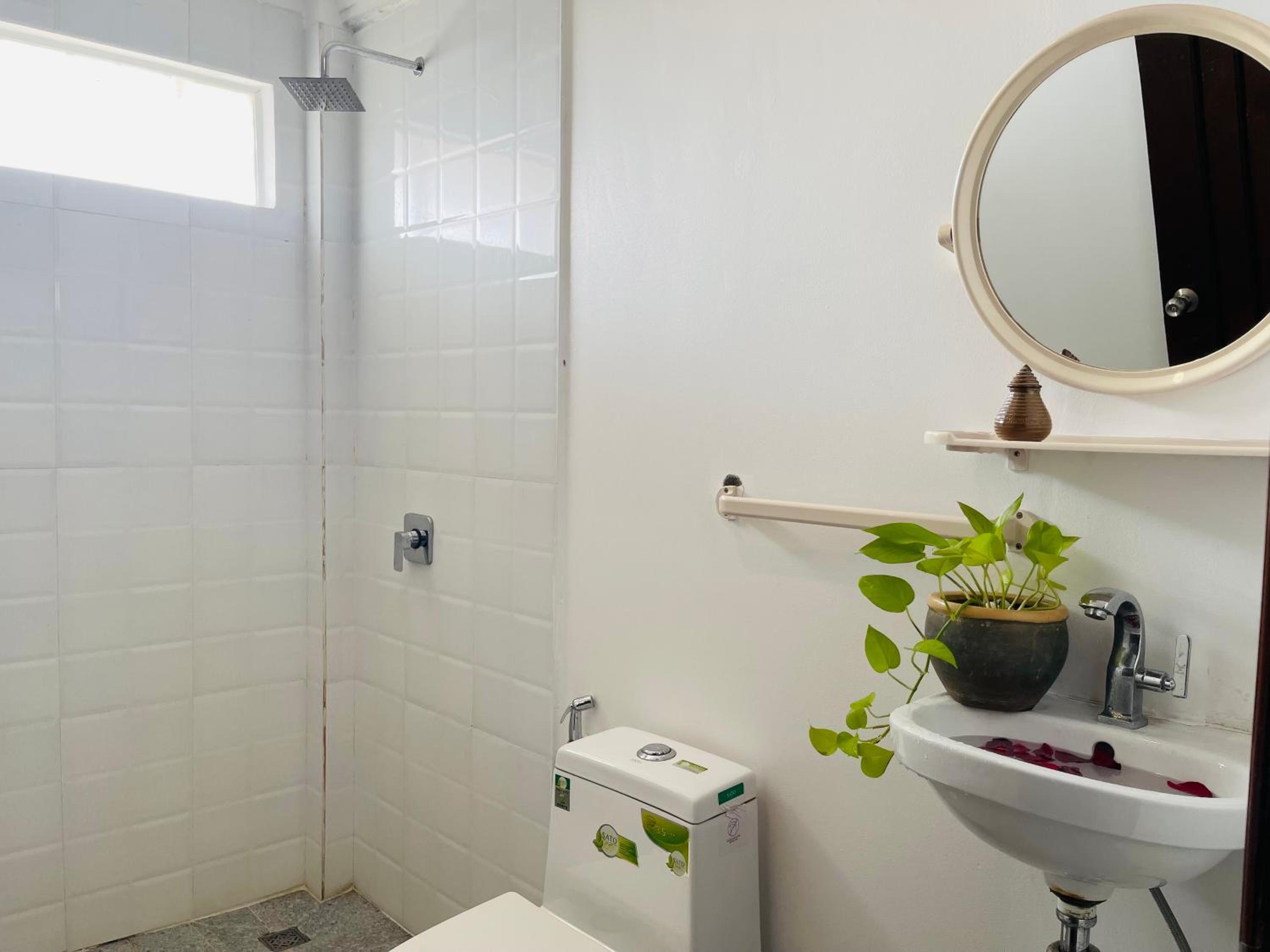 Deluxe Double With Terrace City View - Free Pick Up - Photo 10