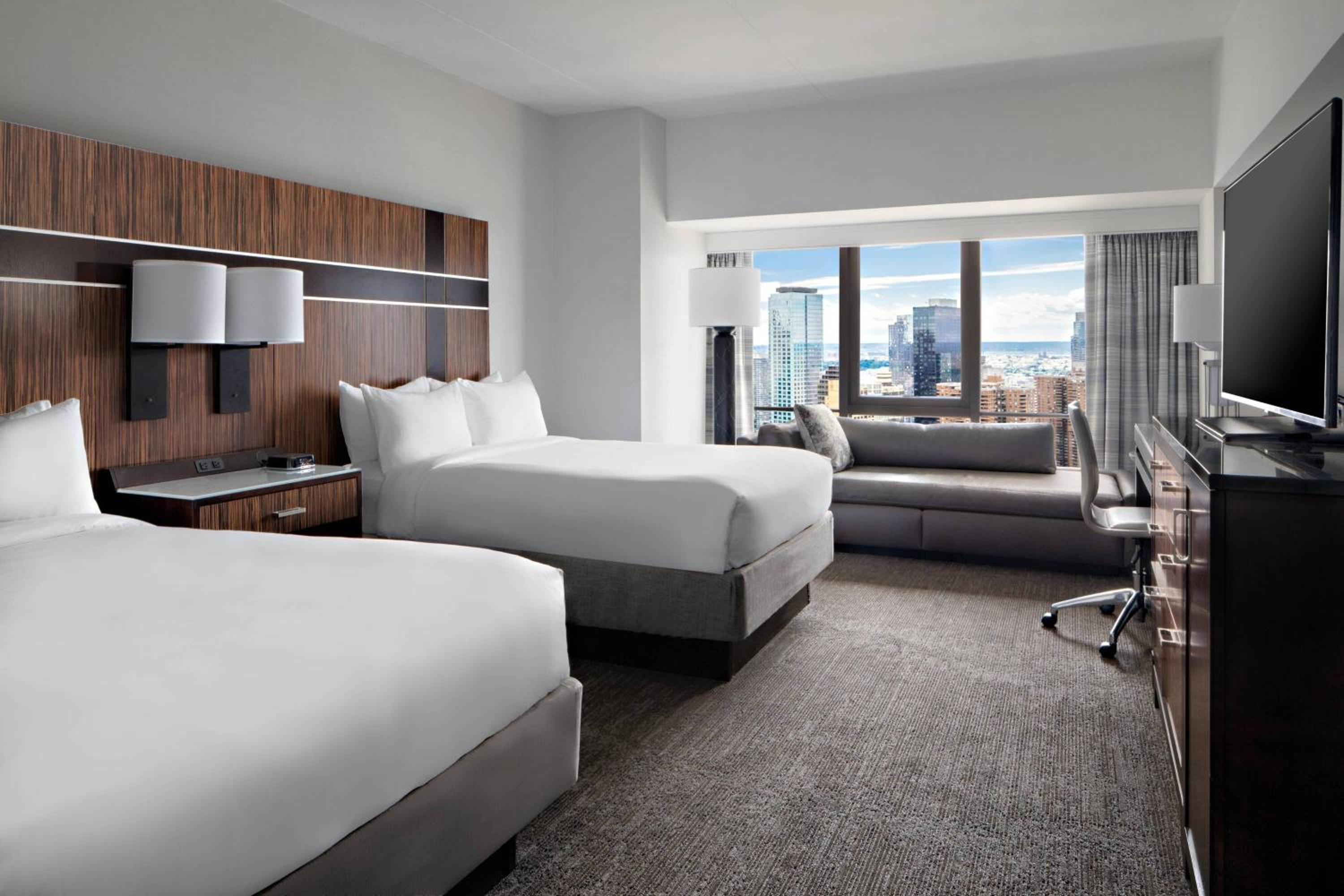Deluxe Double Room with Two Double Beds - Hearing Accessible